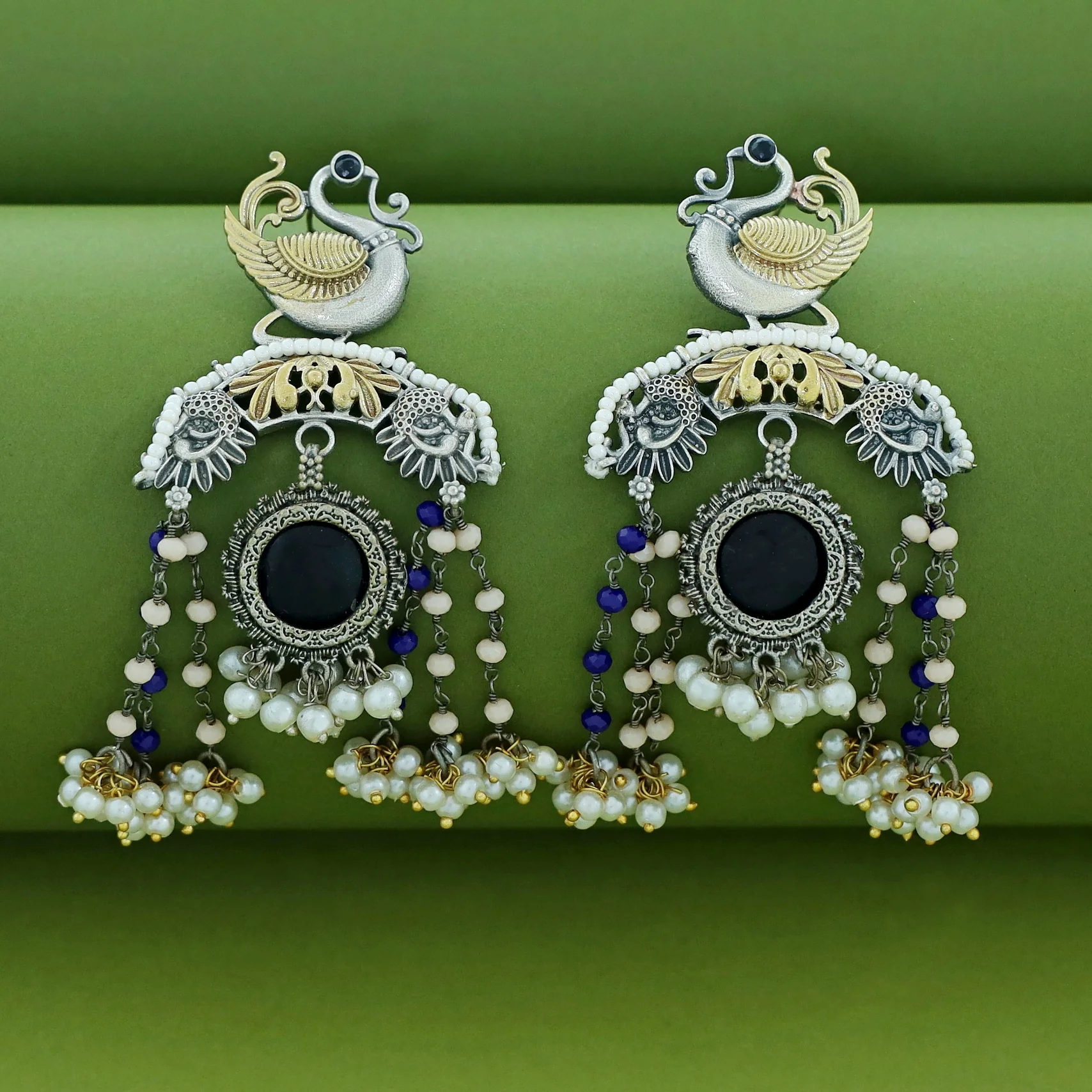 Relna Glossy Pearl Earring - Image 5