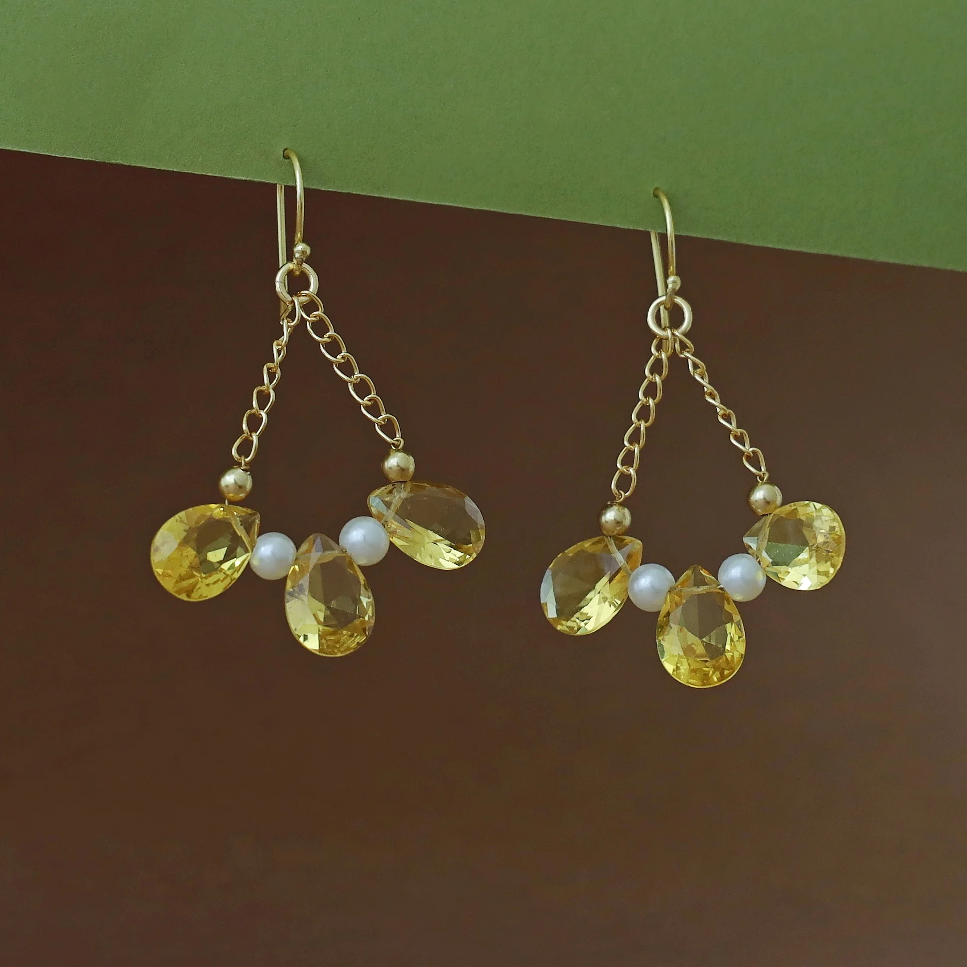 Renaxa Golden Glossy Pearl Chainy Drop - Image 9