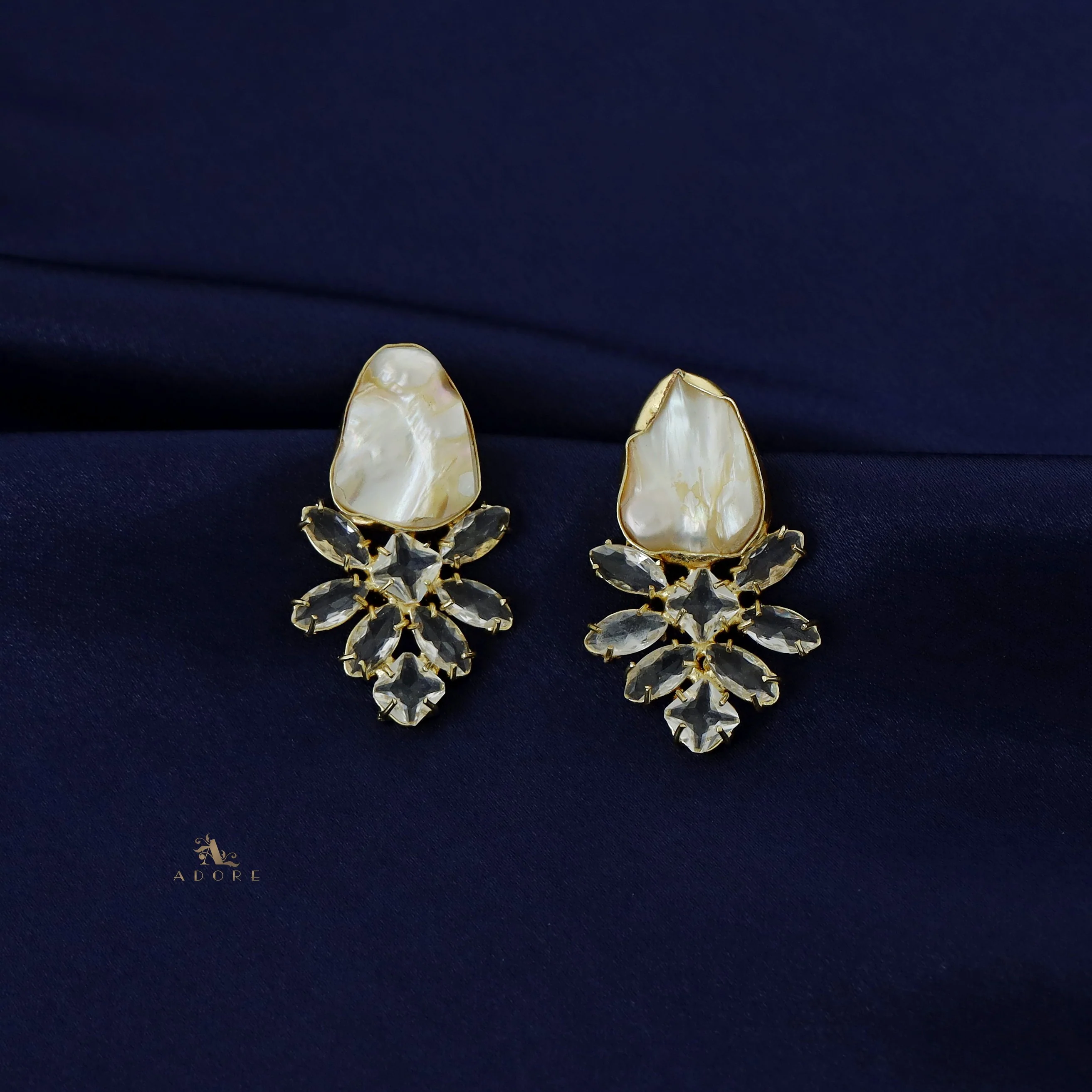 Resilea Glossy Floral Baroque Earring - Image 2