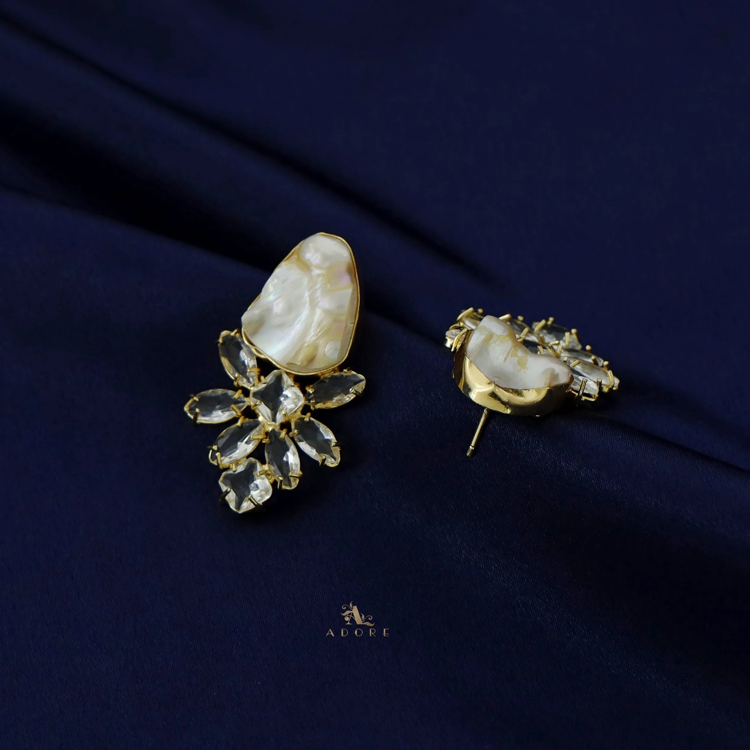 Resilea Glossy Floral Baroque Earring - Image 4