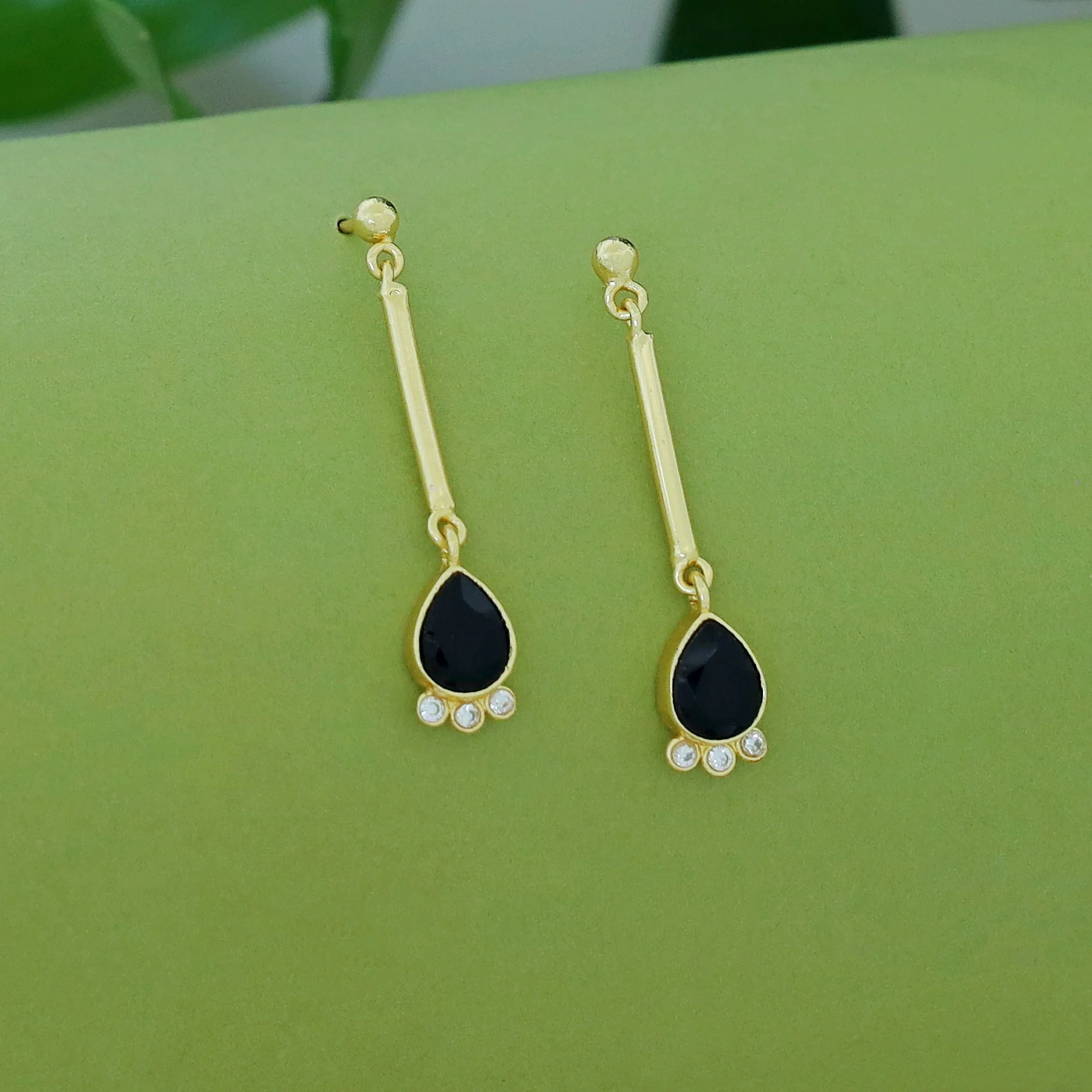 Riddhima Golden Stick Glossy Drop Earring - Image 3