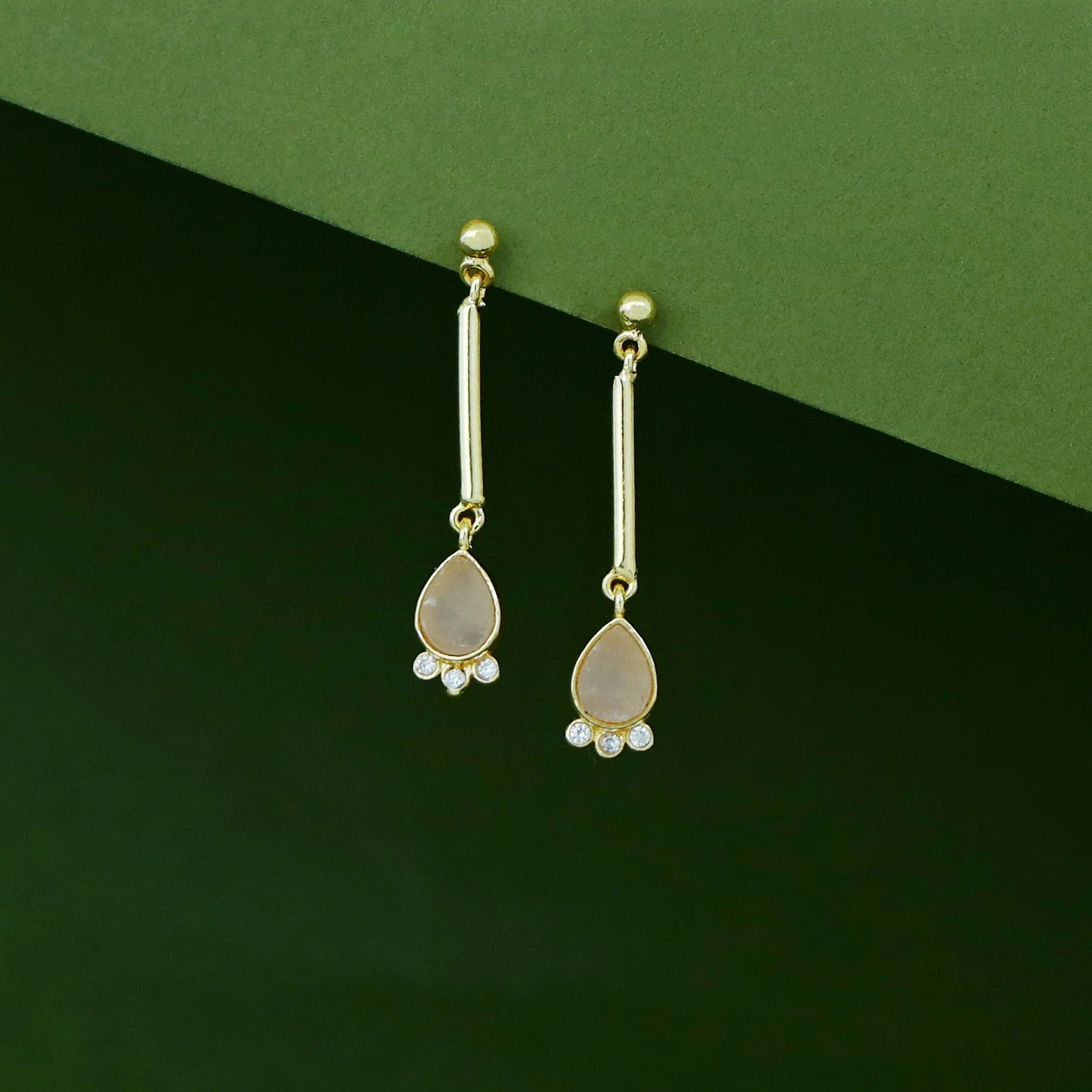Riddhima Golden Stick Raw Stone Drop Earring - Image 4