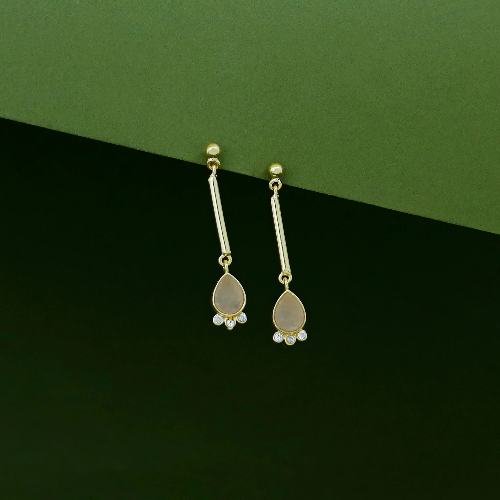 Riddhima Golden Stick Raw Stone Drop Earring - Image 6