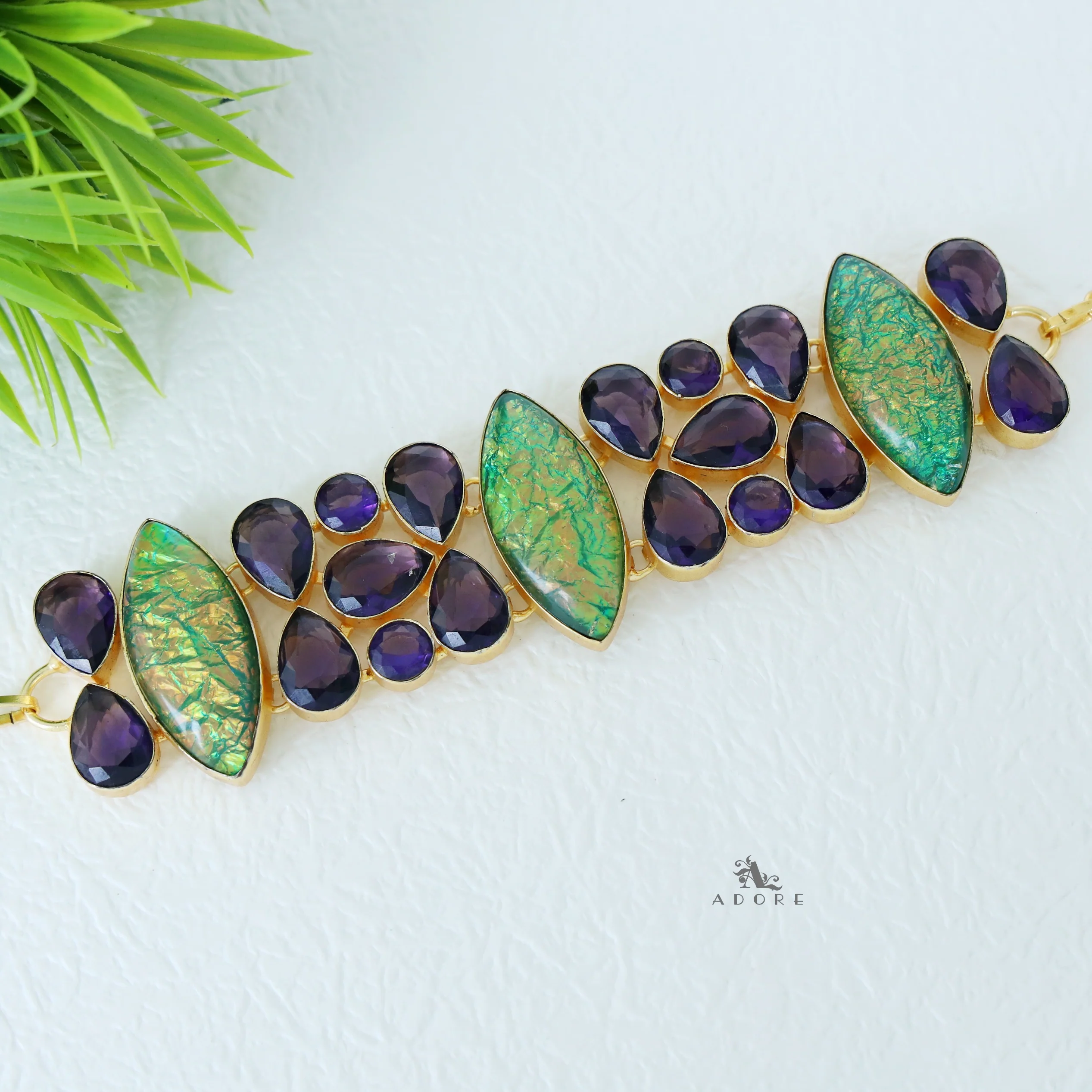 Riley Amora Choker - Image 3