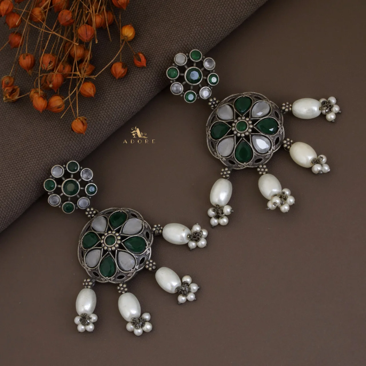 Gretel Pearl Drop Earring - Image 5