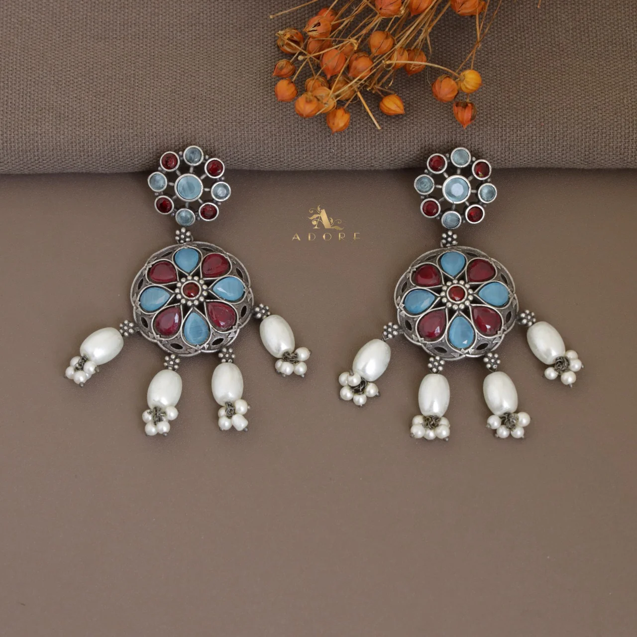 Gretel Pearl Drop Earring - Image 7
