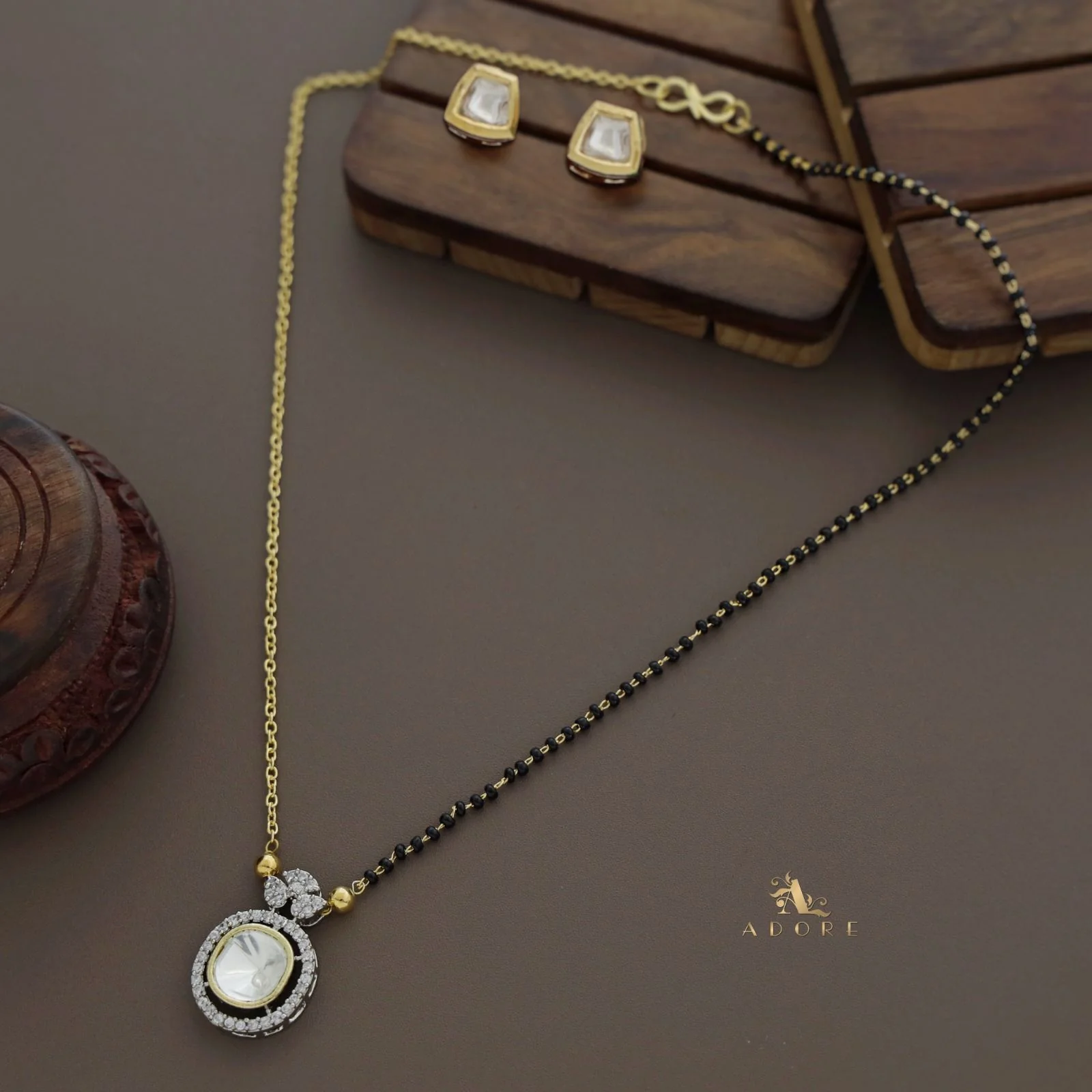 Risha Mangalsutra Polki Kundan Neckpiece With Stud - Image 3