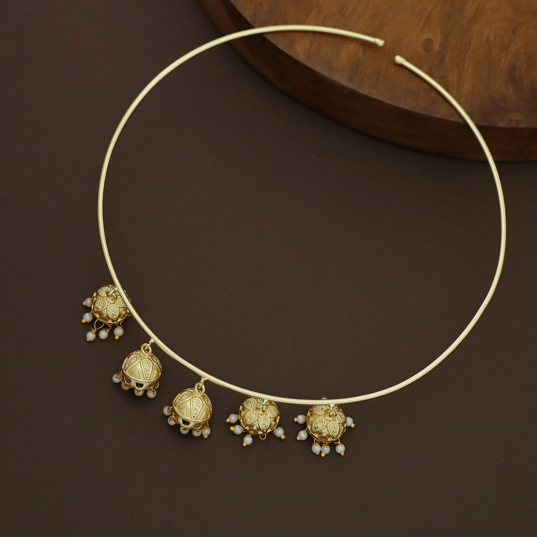 Rishi Dangling Pearl Jhumka Golden Neck Cuff - Image 3