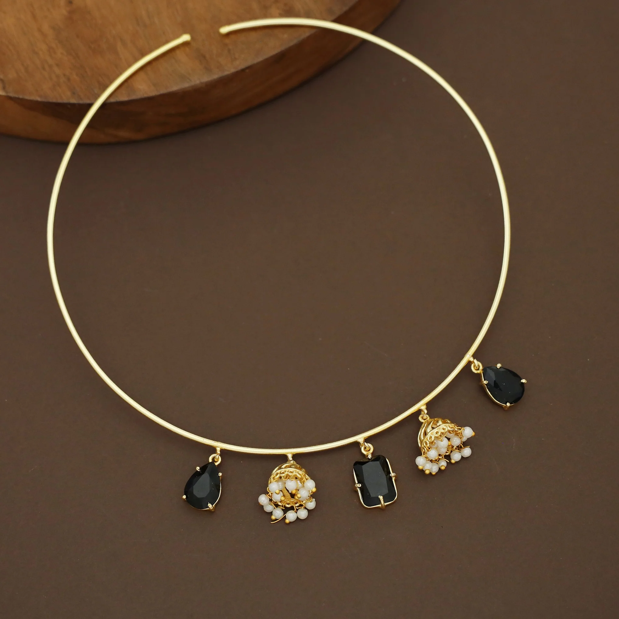 Rishi Dangling Jhumka + Rain Drop Glossy Neck Cuff - Image 4