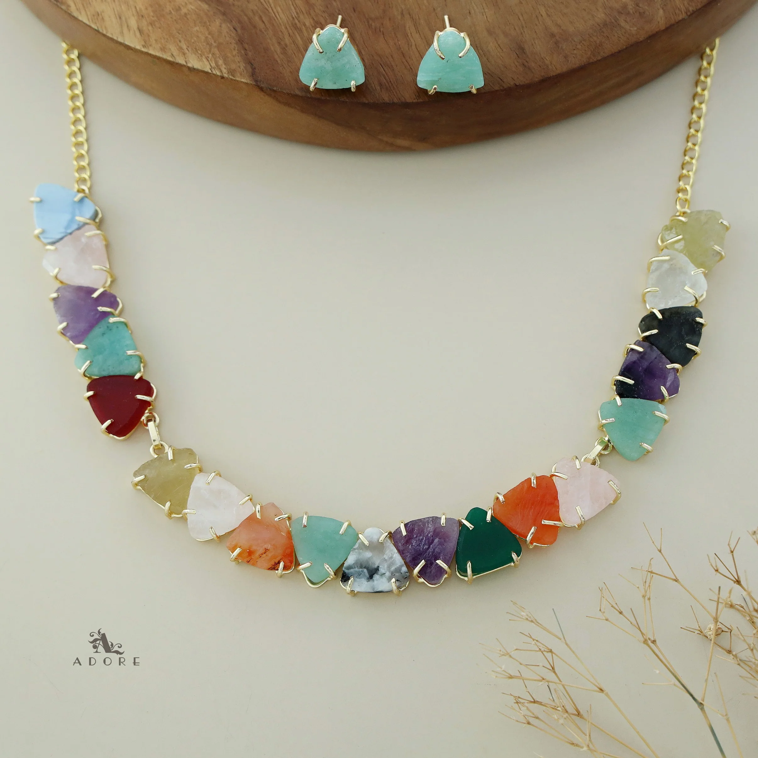 Rithvika Multicolour Raw Stone Neckpiece With Stud - Image 14