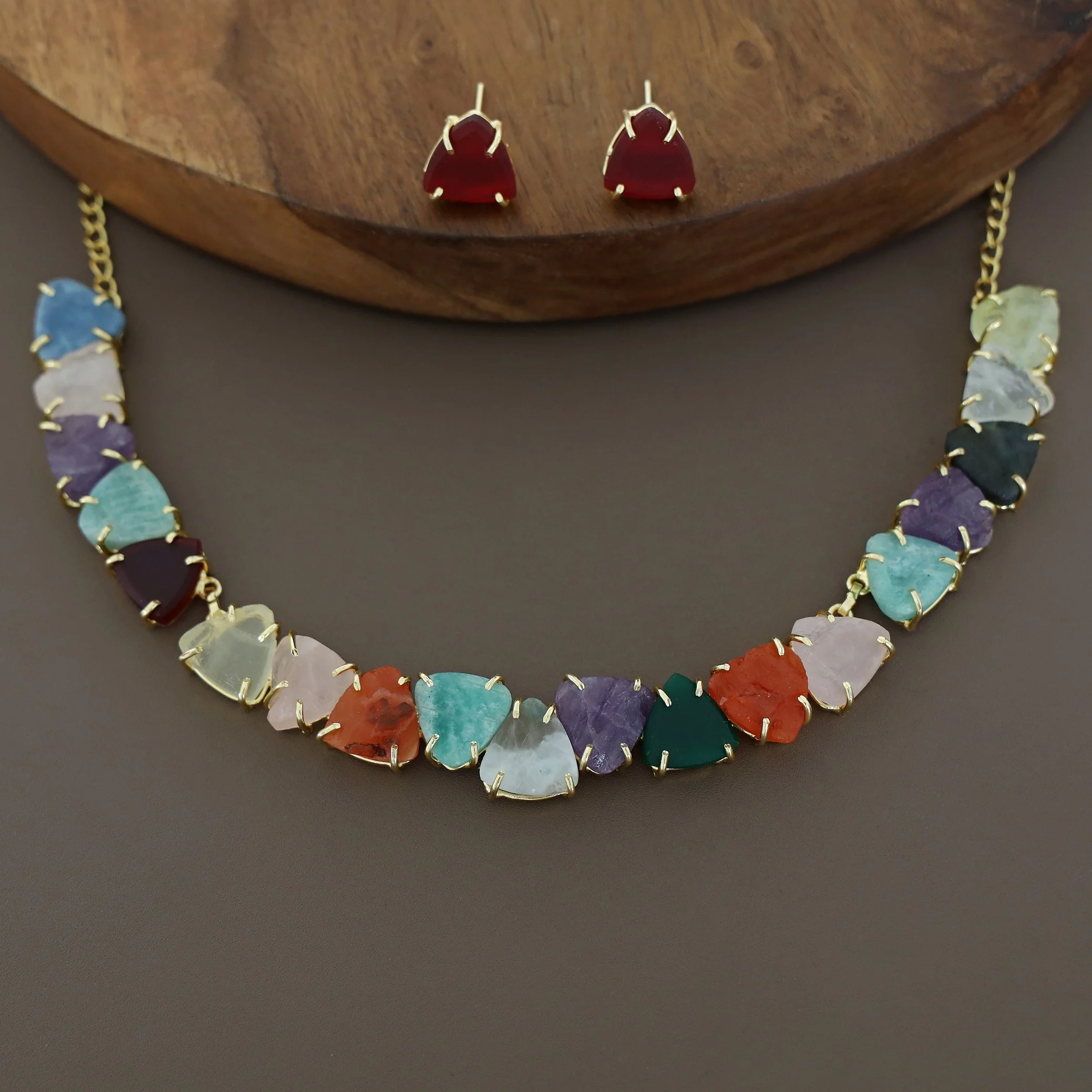 Rithvika Multicolour Raw Stone Neckpiece With Stud - Image 15