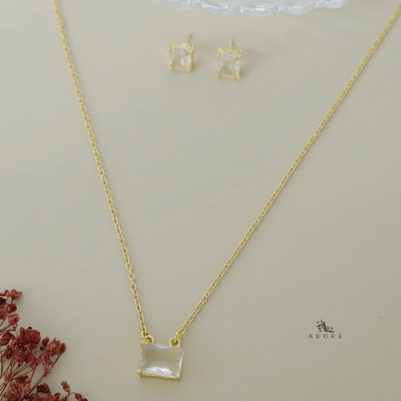 Jaime Glossy Rectangle Neckpiece With Stud - Image 13