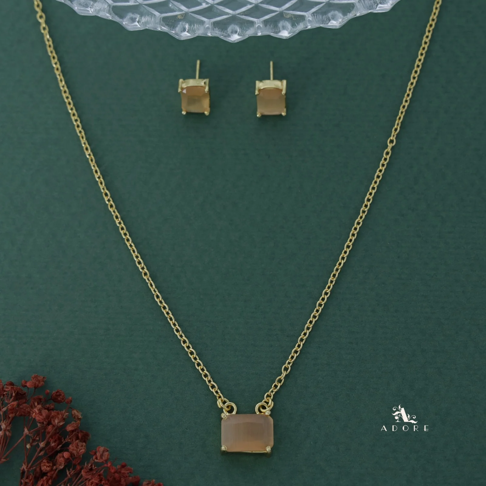 Jaime Glossy Rectangle Neckpiece With Stud - Image 21