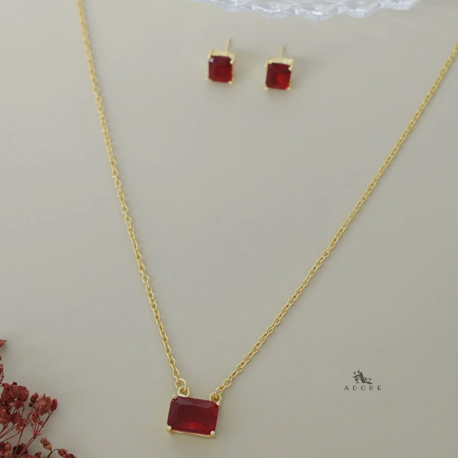 Jaime Glossy Rectangle Neckpiece With Stud - Image 3