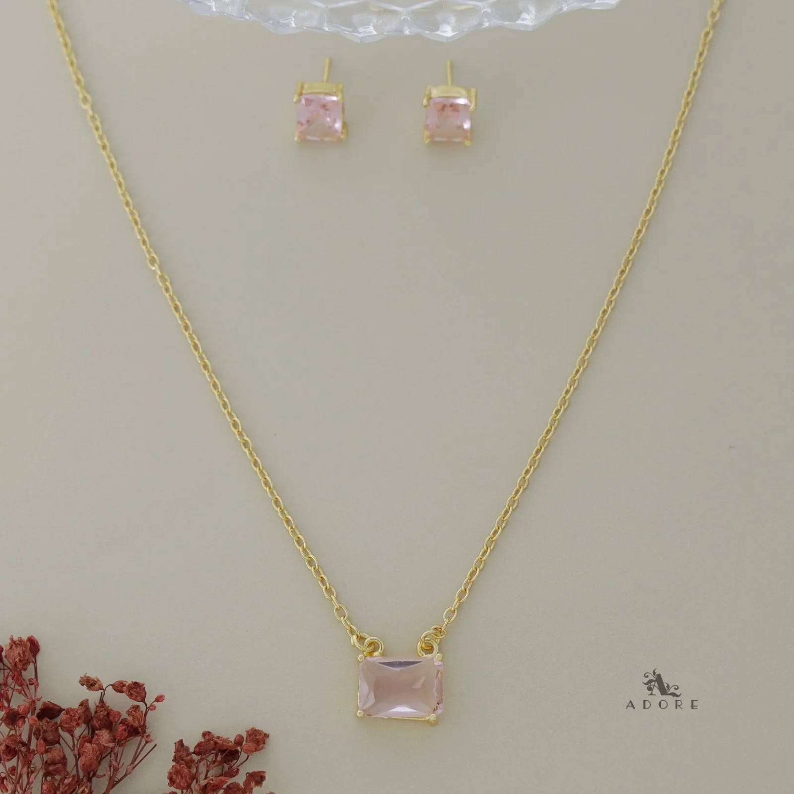 Jaime Glossy Rectangle Neckpiece With Stud - Image 5