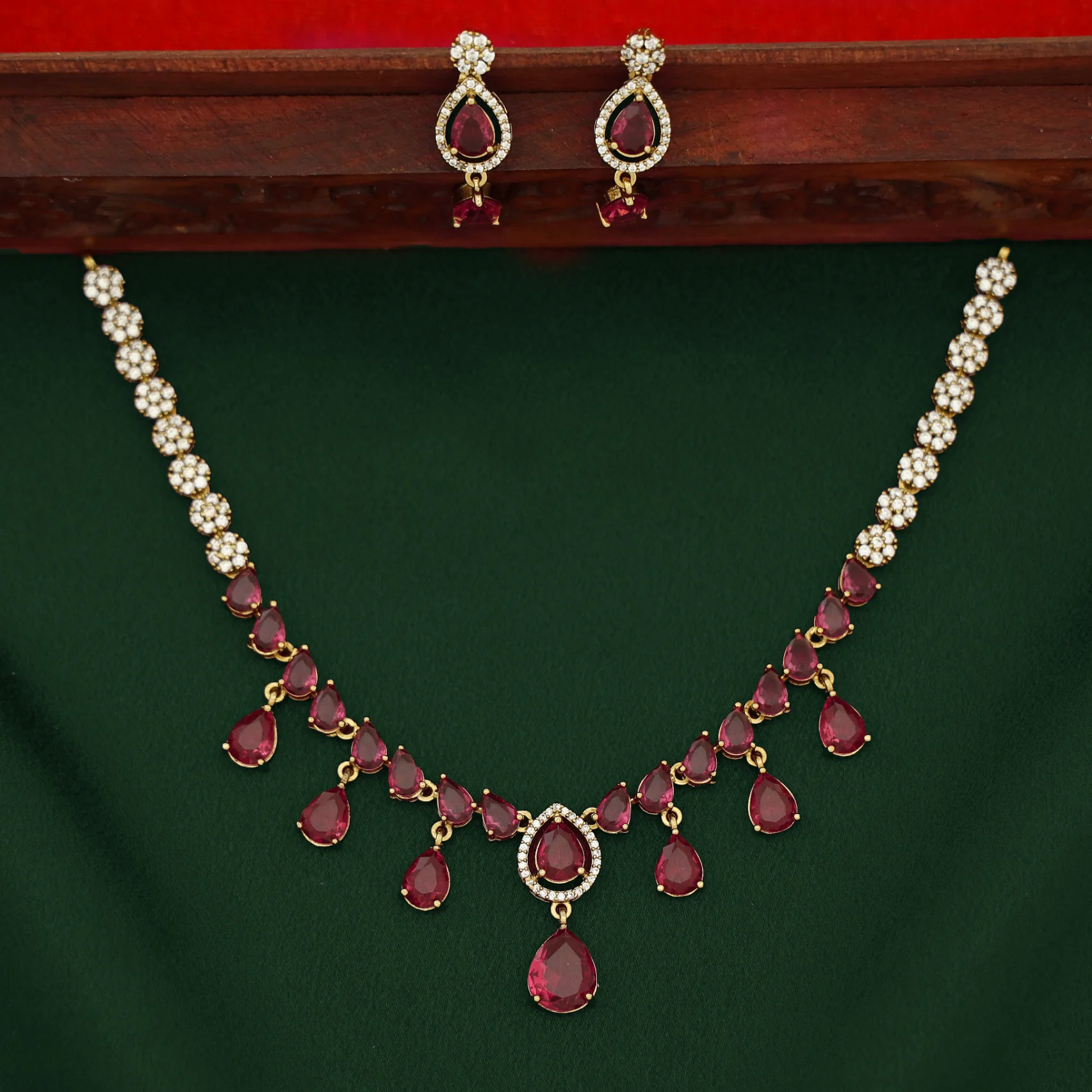 Rivya Sayali Glossy Drop Short Neckpiece With Earring - Image 2