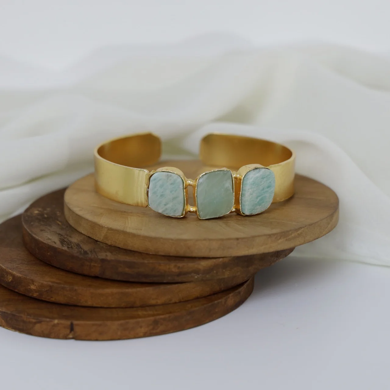 Riza Raw Stone Bangle - Image 31