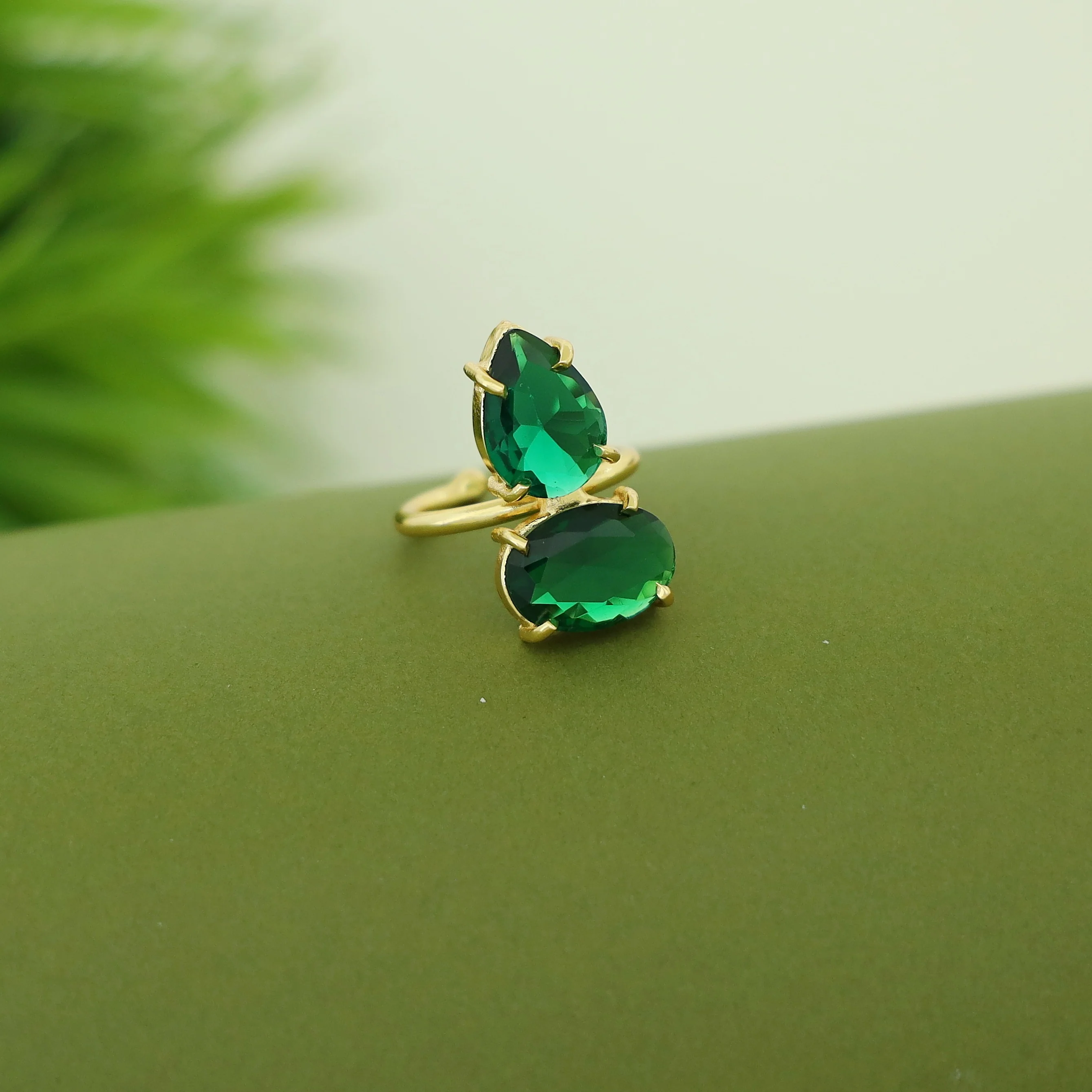 Rory Claw Oval Drop Glossy Stone Ring - Image 2