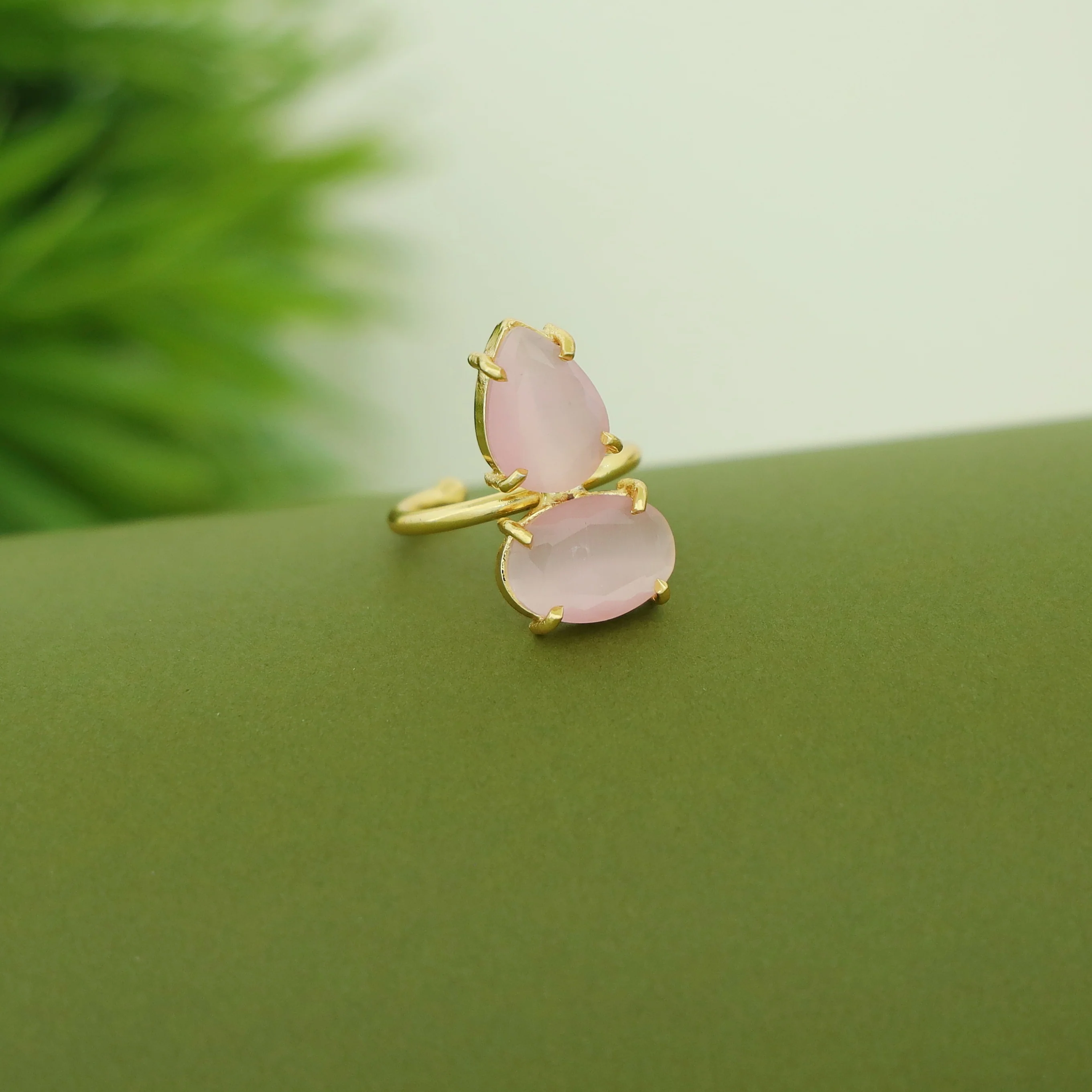 Rory Claw Oval Drop Glossy Stone Ring - Image 3
