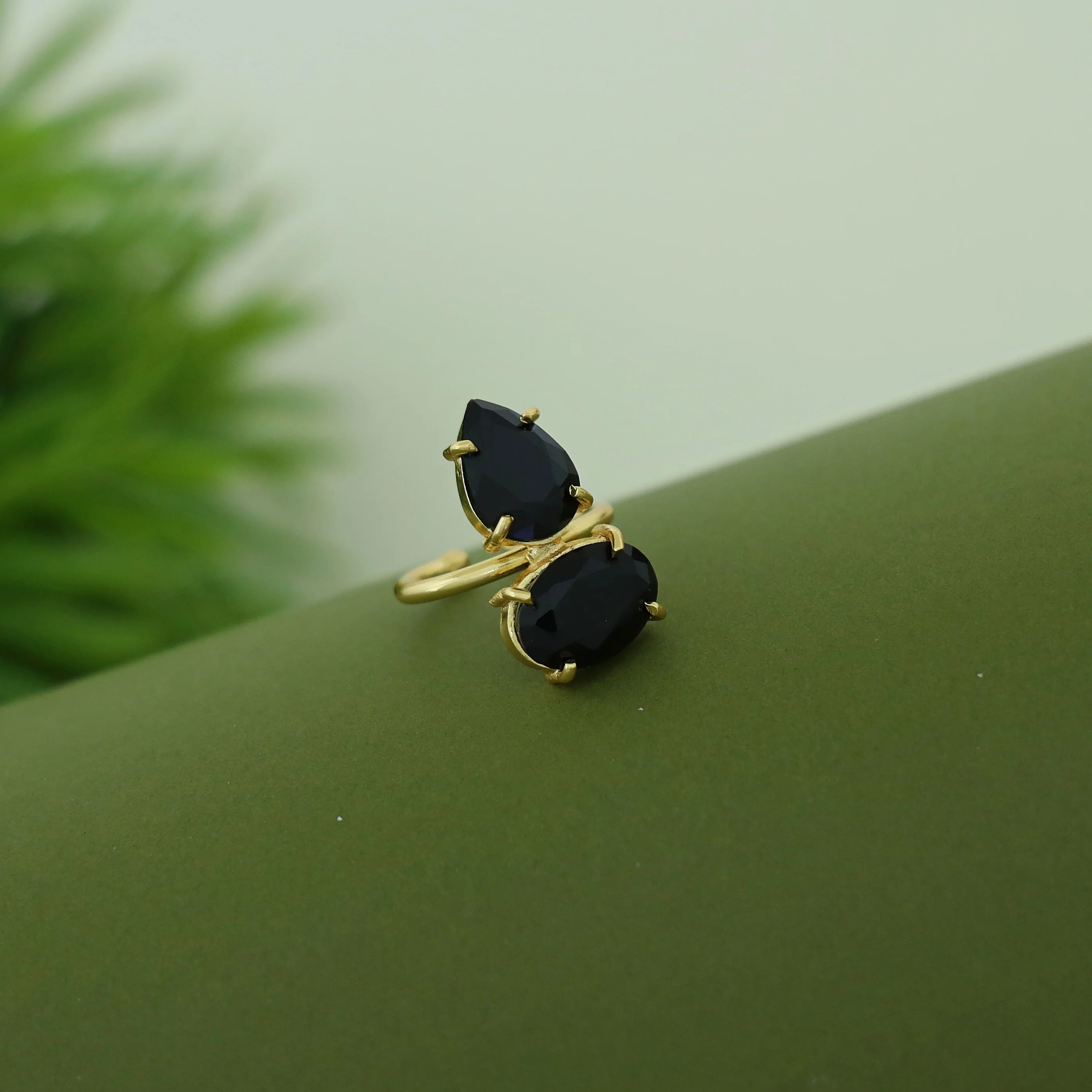 Rory Claw Oval Drop Glossy Stone Ring - Image 8
