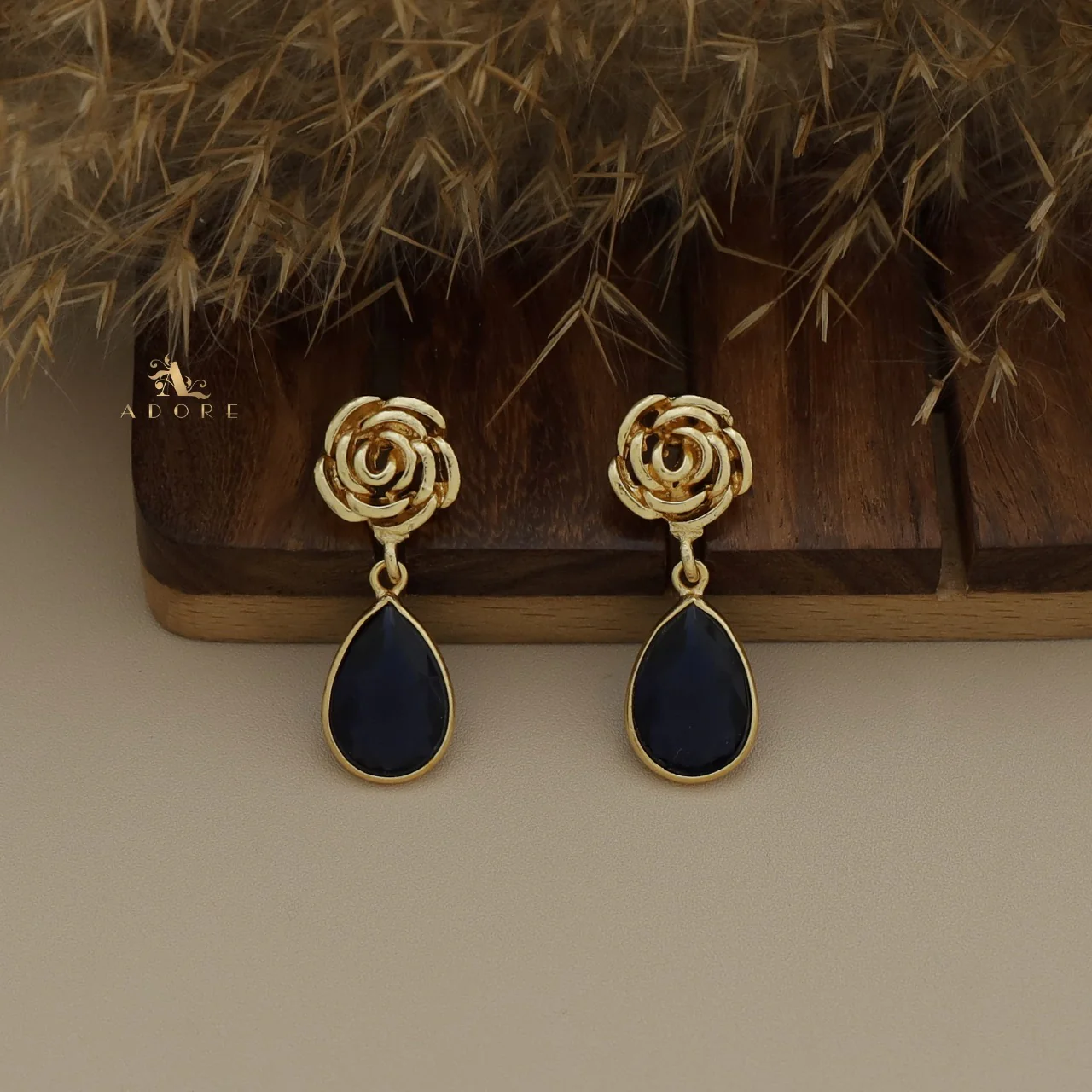 Rosette Drop Glossy Earring - Image 3