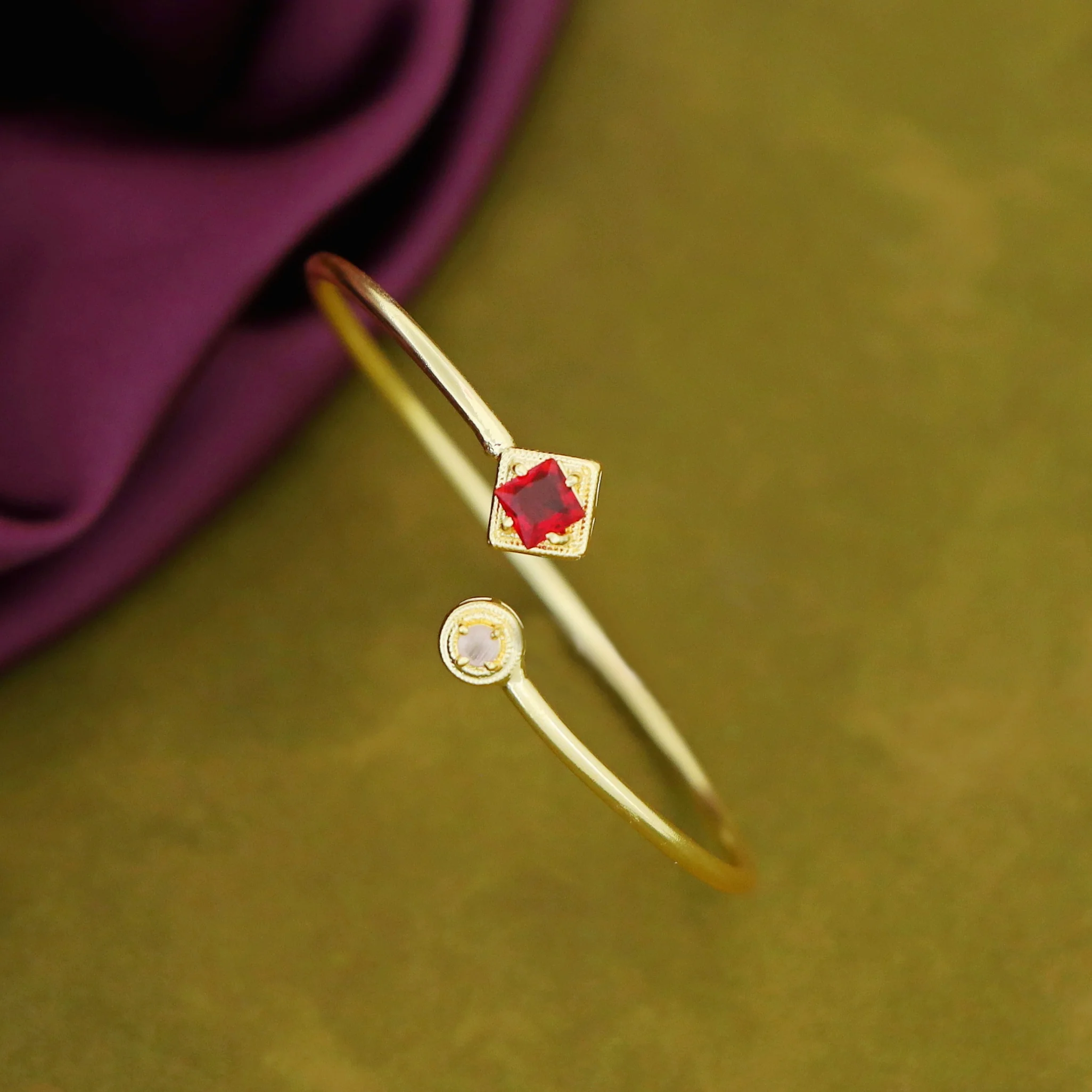 Rosey Golden Claw Glossy Stone Bangle - Image 10