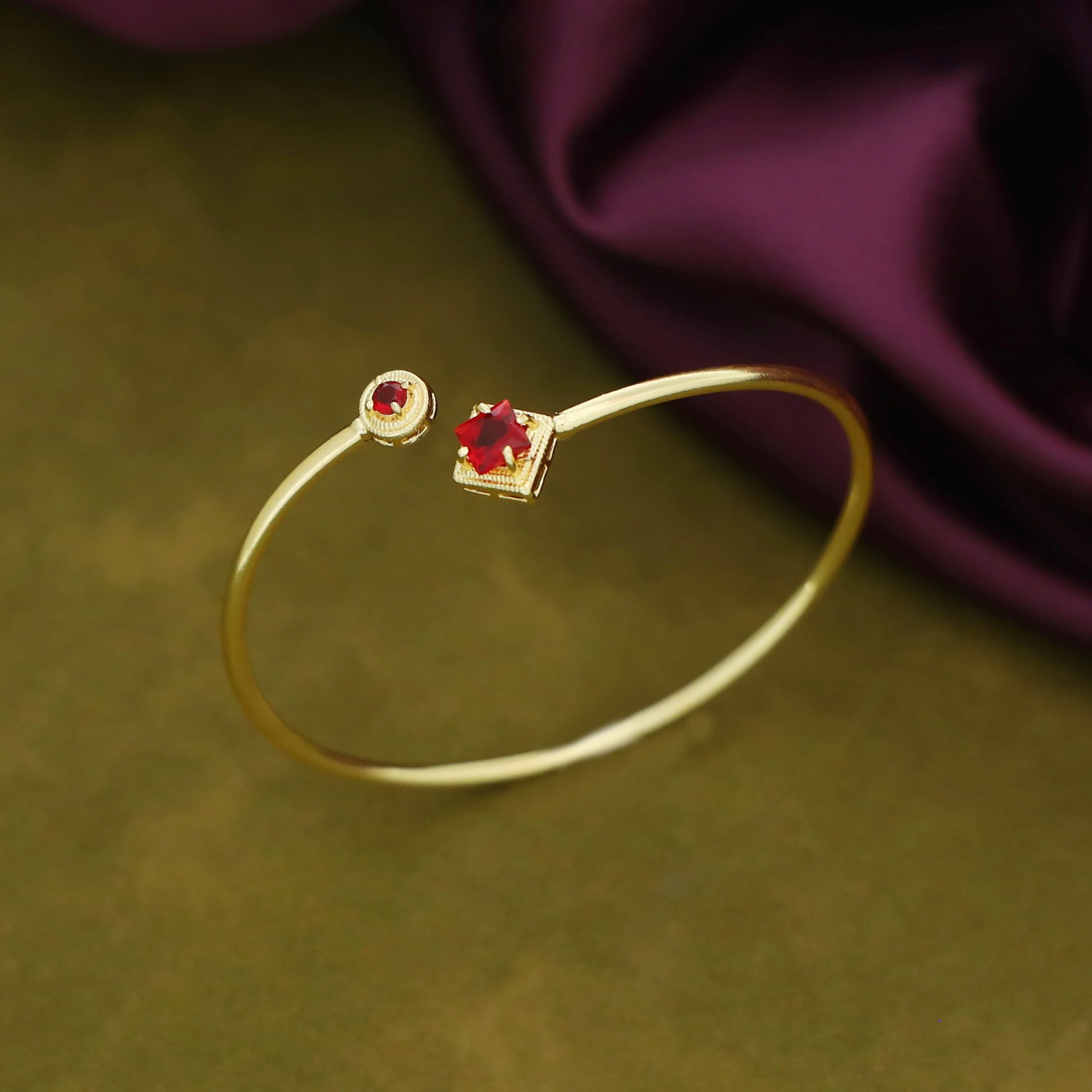 Rosey Golden Claw Glossy Stone Bangle - Image 8