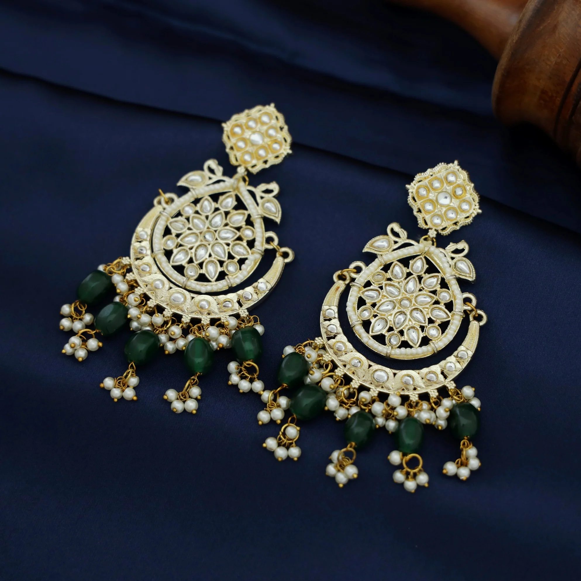 Roshanara Kundan Pearl Bead Chandbali Earring - Image 2