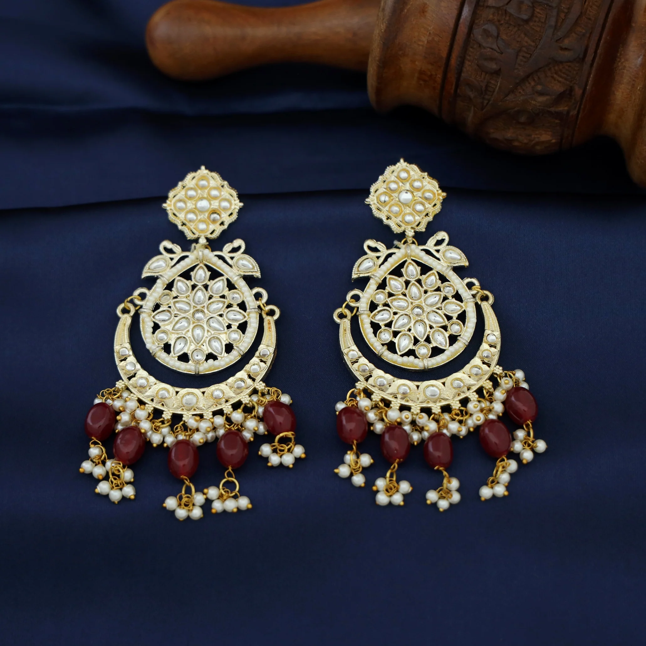 Roshanara Kundan Pearl Bead Chandbali Earring - Image 3