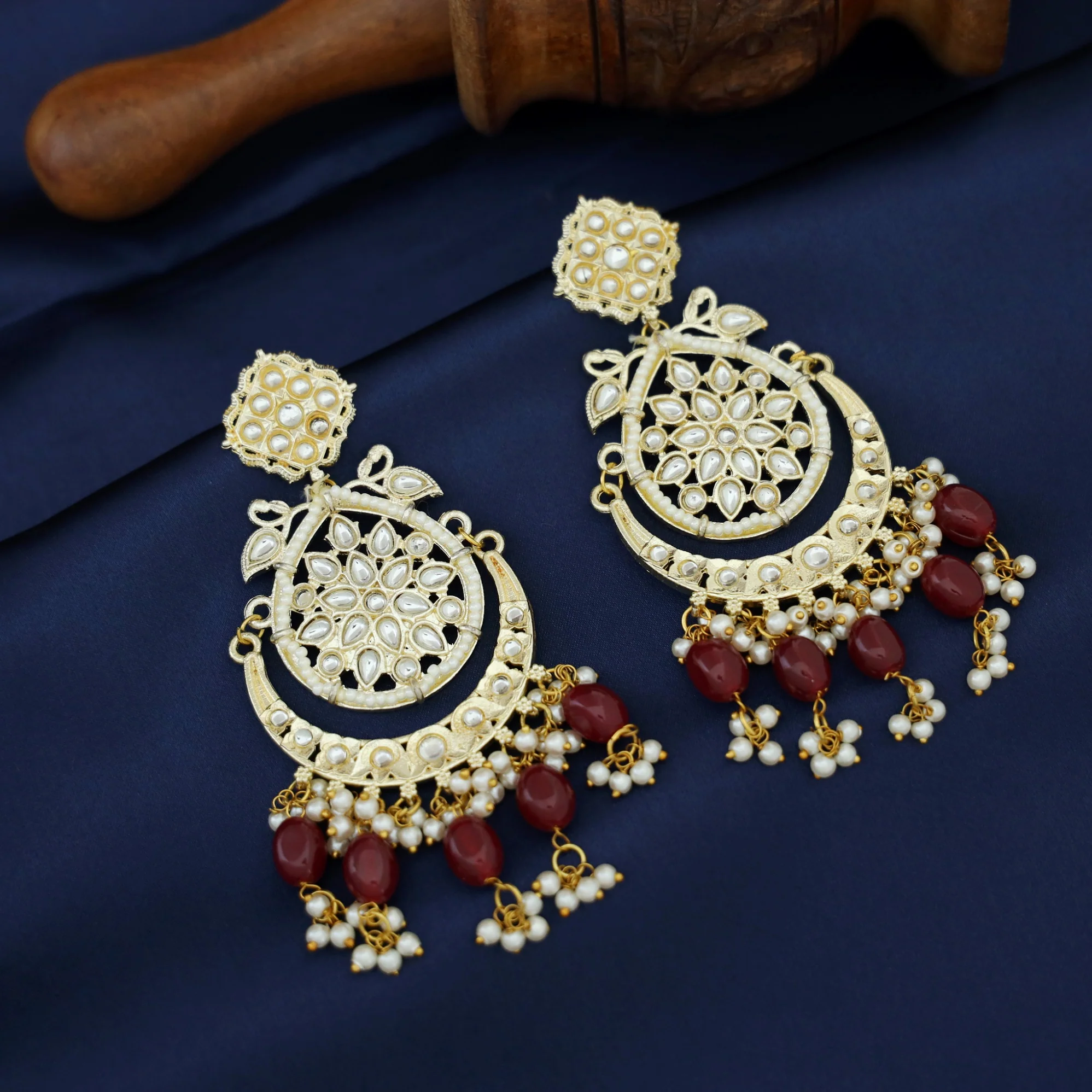 Roshanara Kundan Pearl Bead Chandbali Earring - Image 4