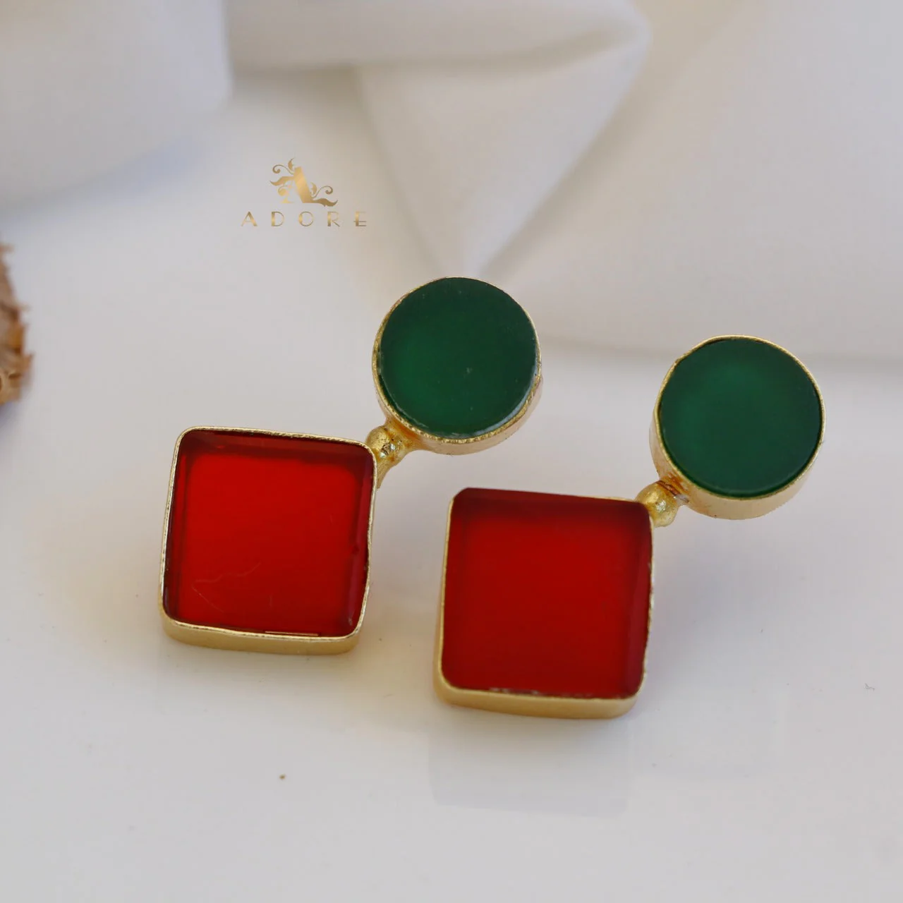 Round & Diamond Earring - Image 12