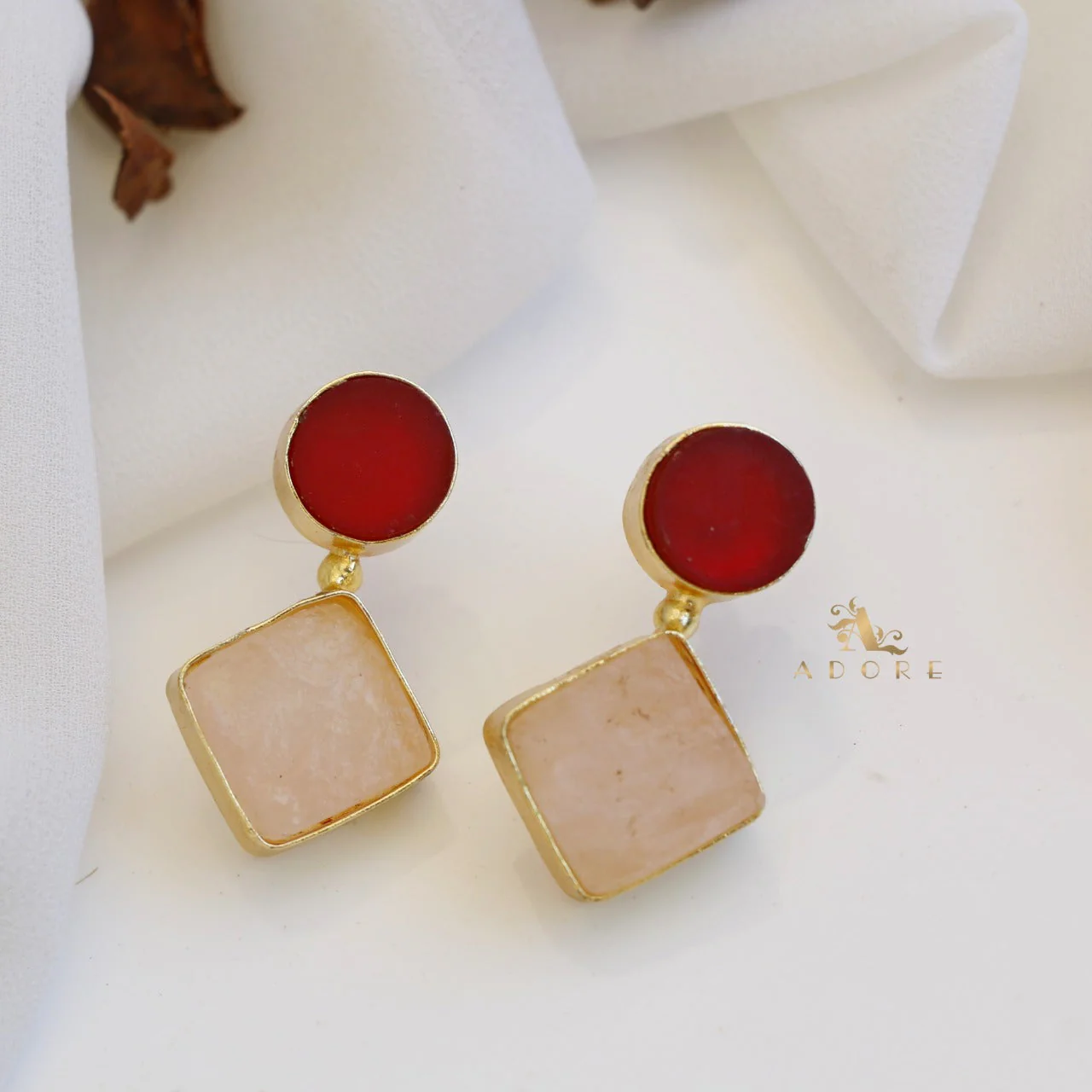 Round & Diamond Earring - Image 15