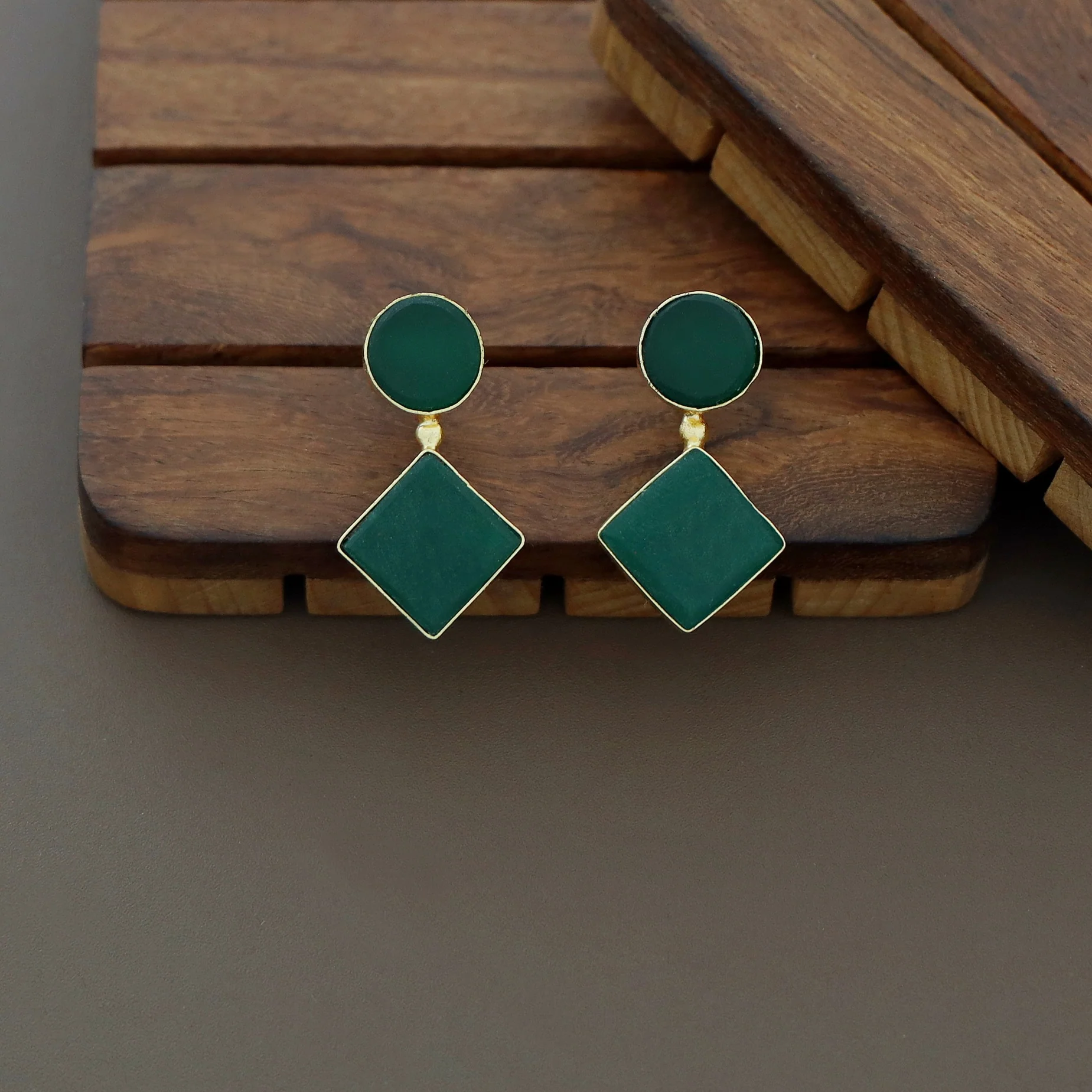 Round & Diamond Earring - Image 2