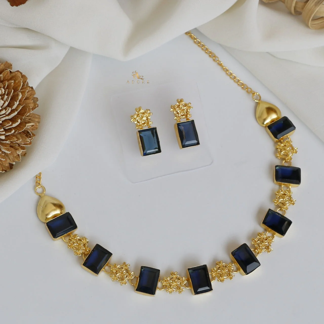 Royal Sparkle Neckpiece Plus Stud - Image 17