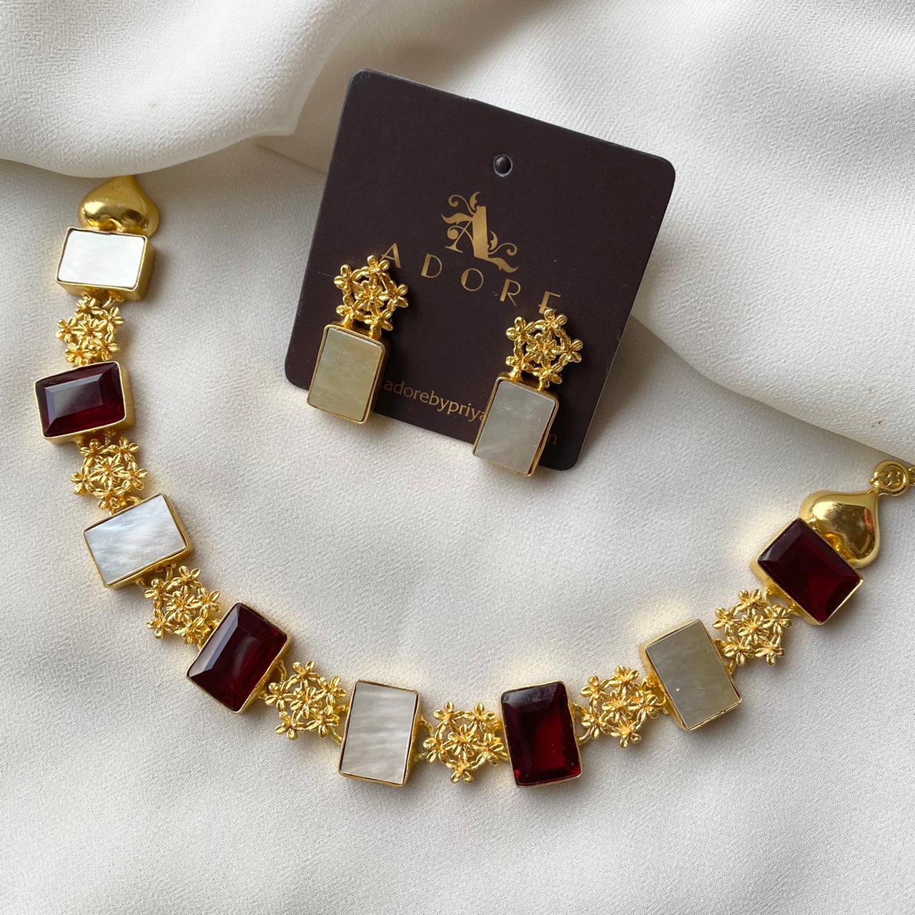 Royal Sparkle Neckpiece Plus Stud - Image 5