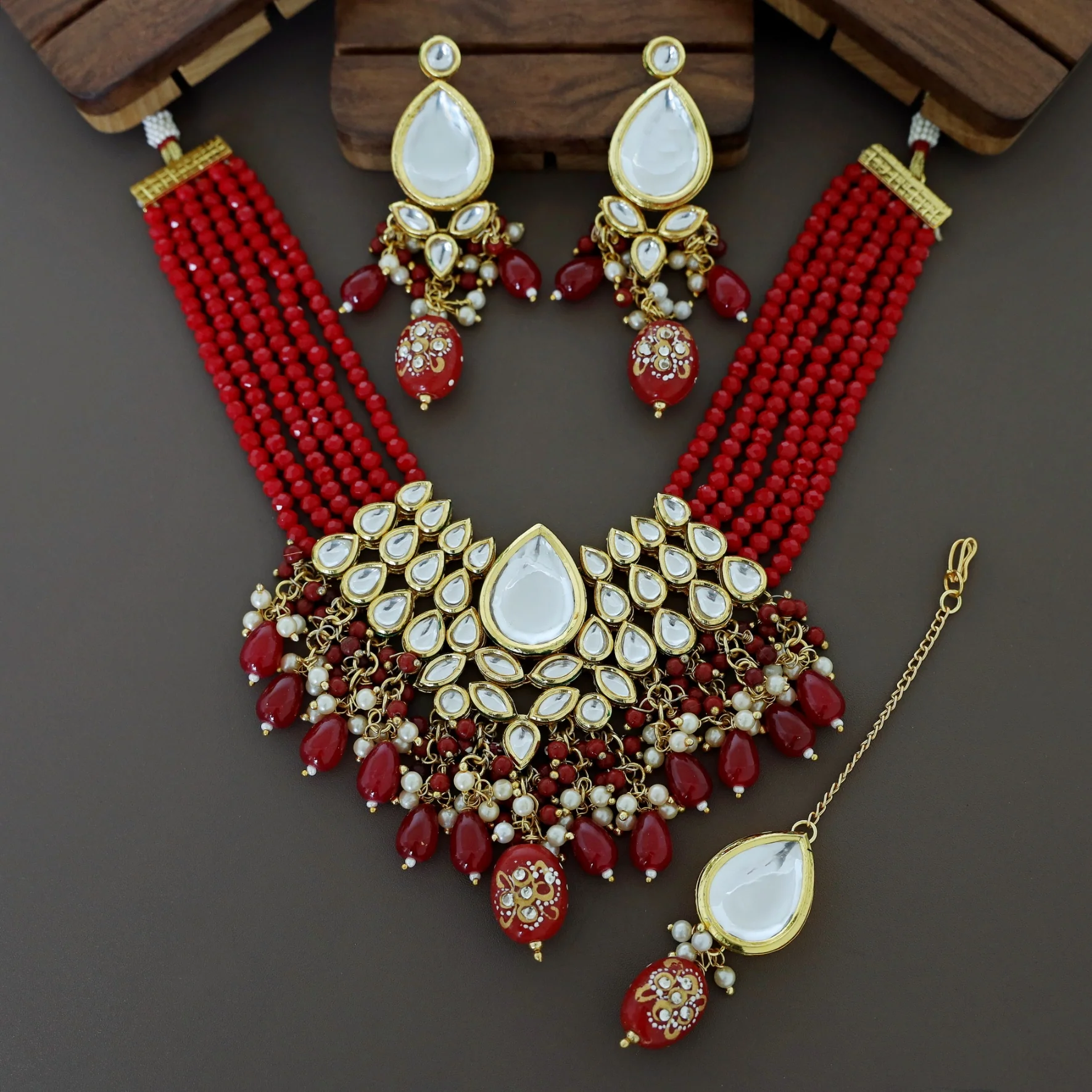 Rudie Kundan Neckpiece With Earring + Tikka - Image 3