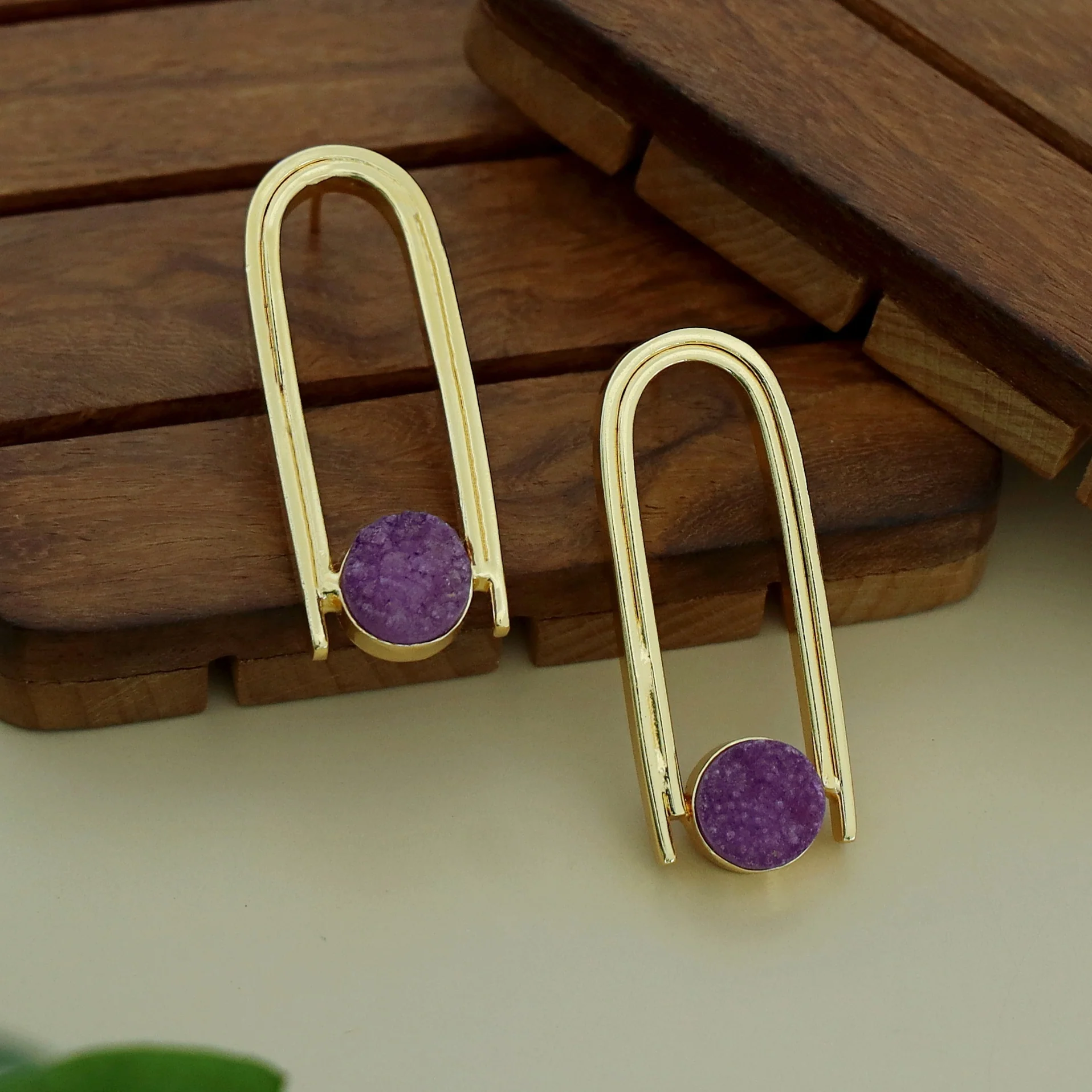 Ruhi Golden Dual Arch Druzy Stone Earring - Image 3