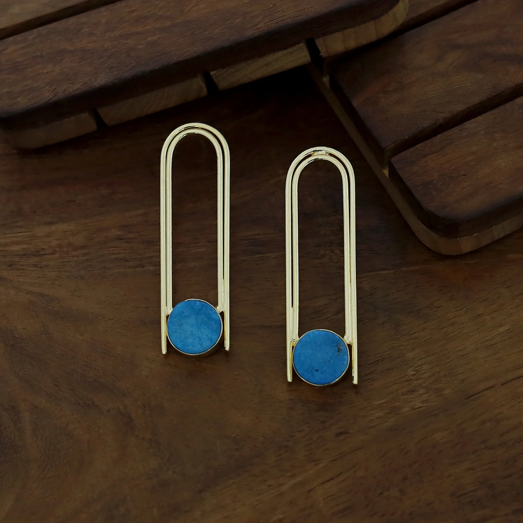 Ruhi Golden Dual Arch Druzy Stone Earring - Image 4