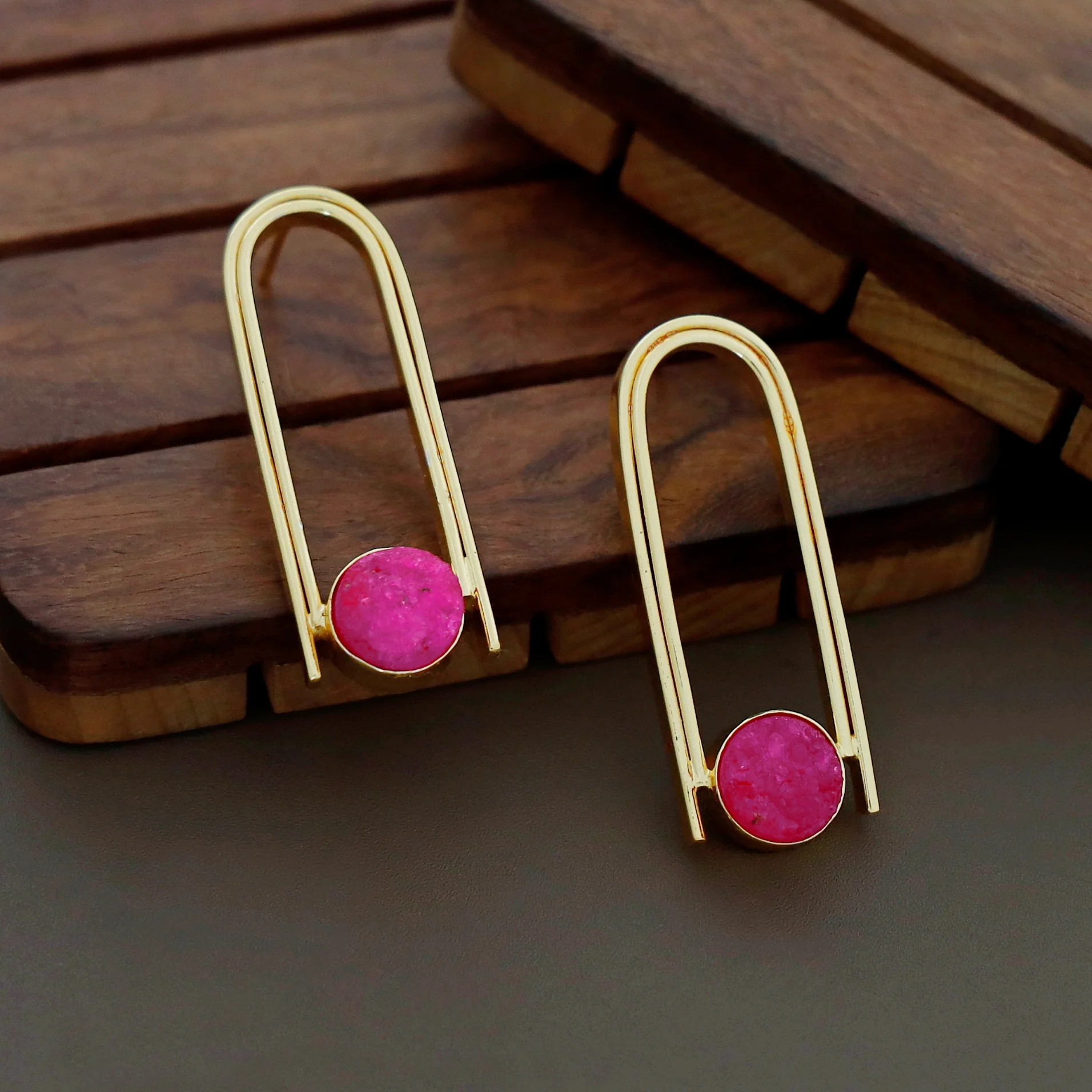 Ruhi Golden Dual Arch Druzy Stone Earring - Image 5