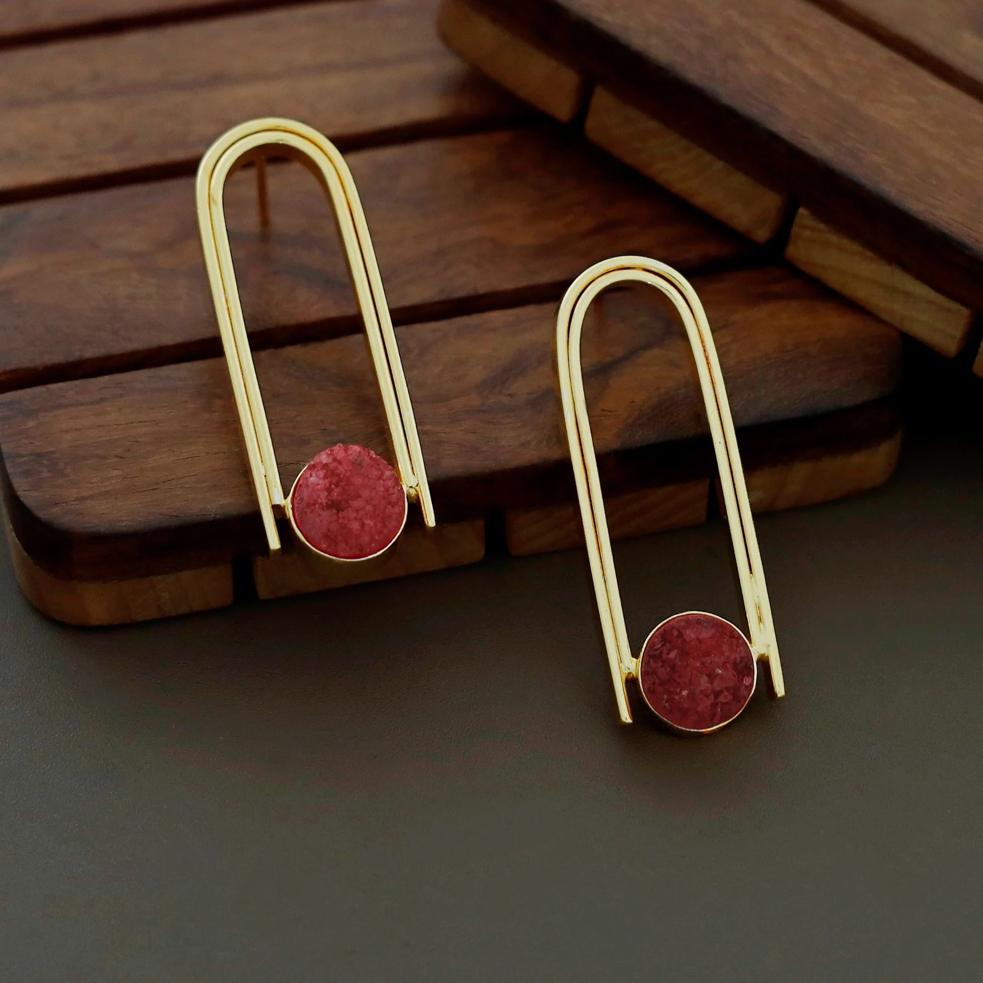 Ruhi Golden Dual Arch Druzy Stone Earring - Image 7