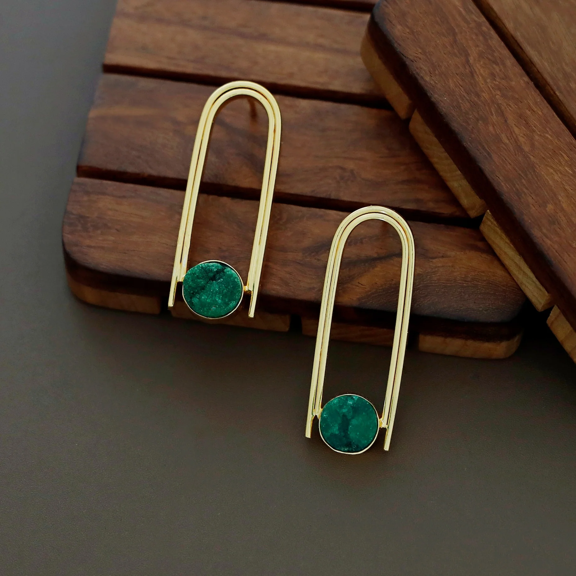 Ruhi Golden Dual Arch Druzy Stone Earring - Image 8