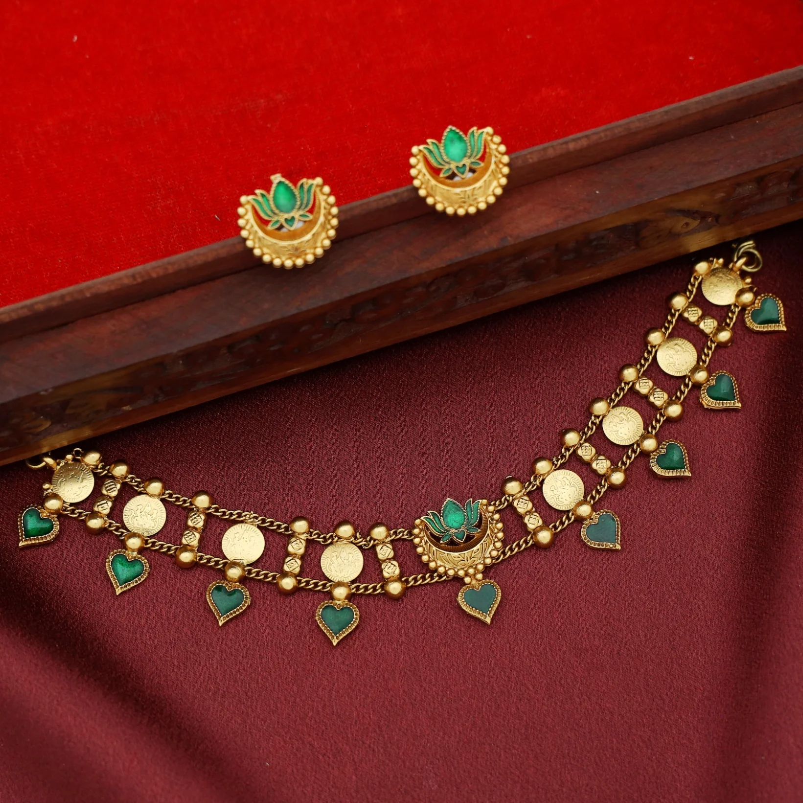 Ruhini 2 Layer Kashi Enamel Lotus Choker with Earring - Image 9