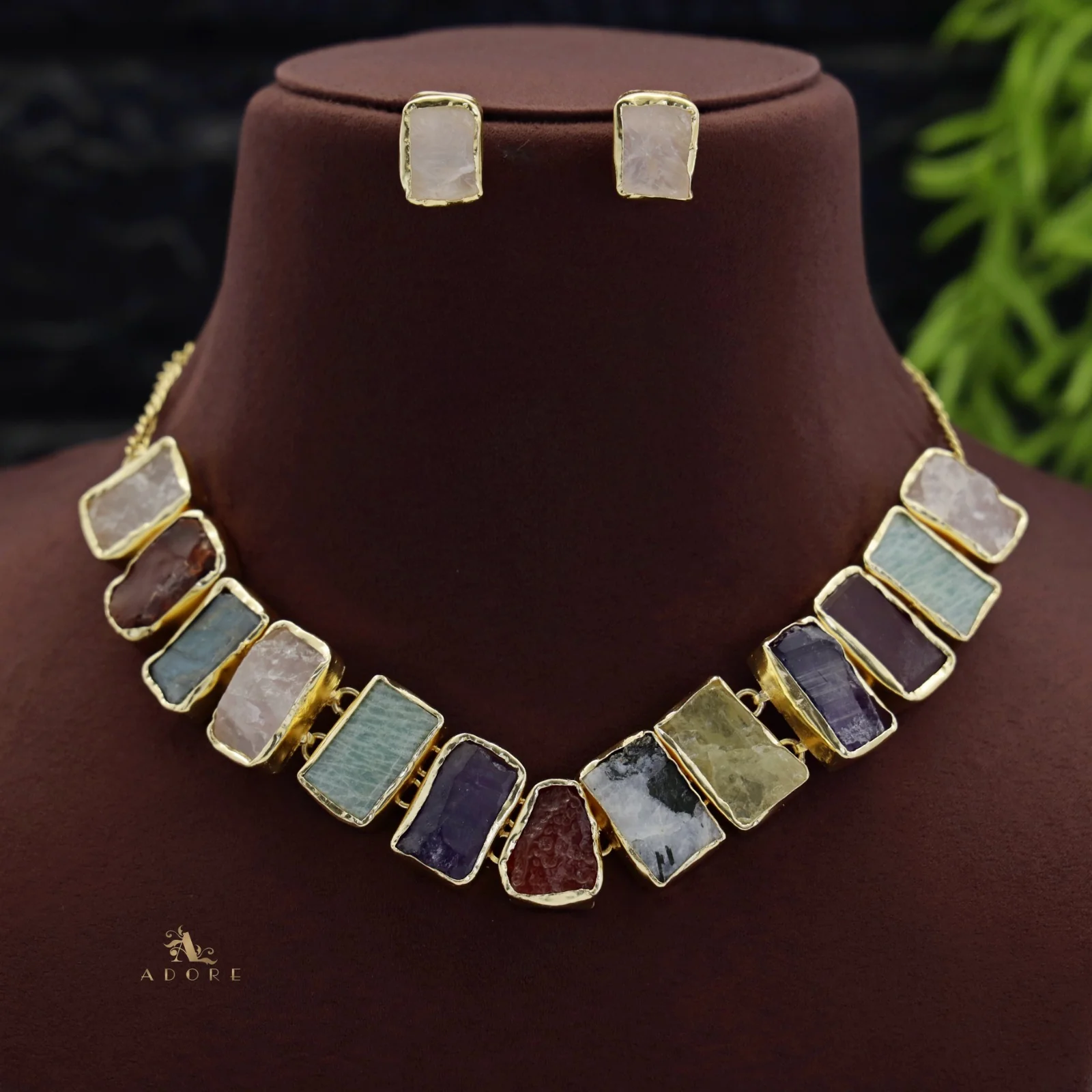Rushika Rectangle Raw Stone Short Neckpiece With Stud - Image 24