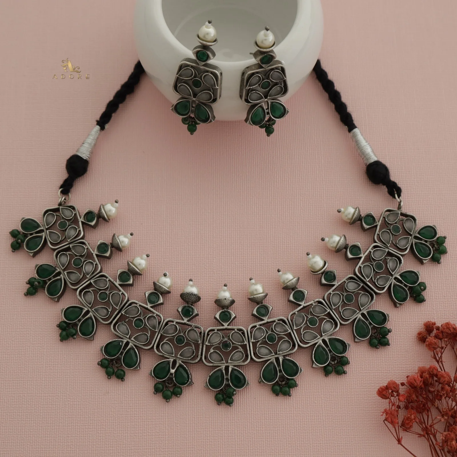 Ruthina Neckpiece With Earring - Image 18