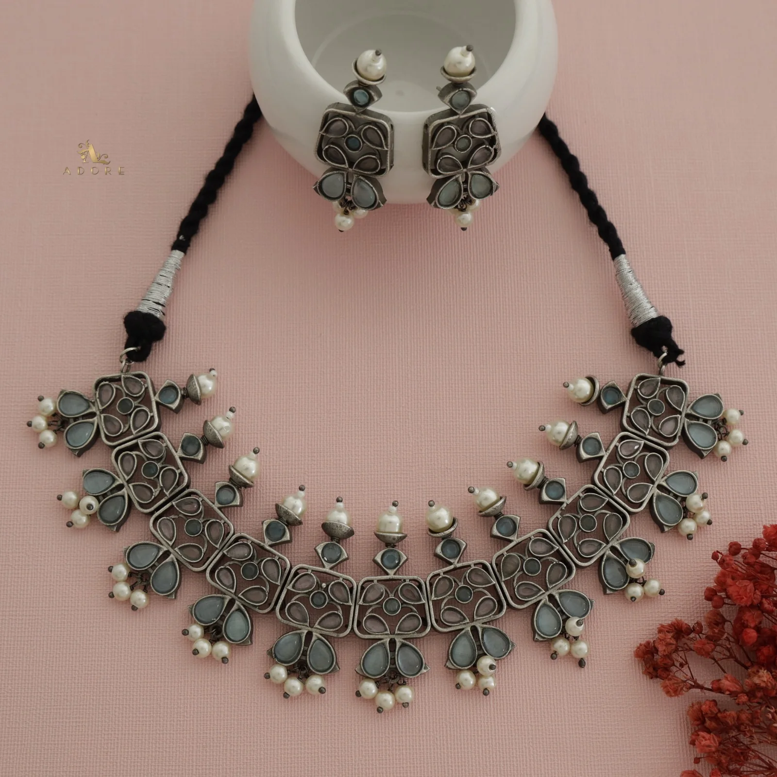 Ruthina Neckpiece With Earring - Image 20