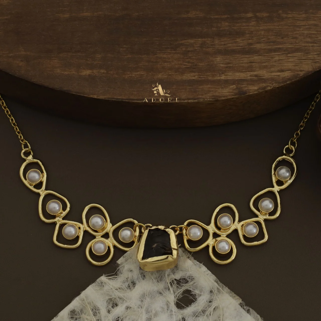 Sabera Raw Stone Pearl Neckpiece - Image 11