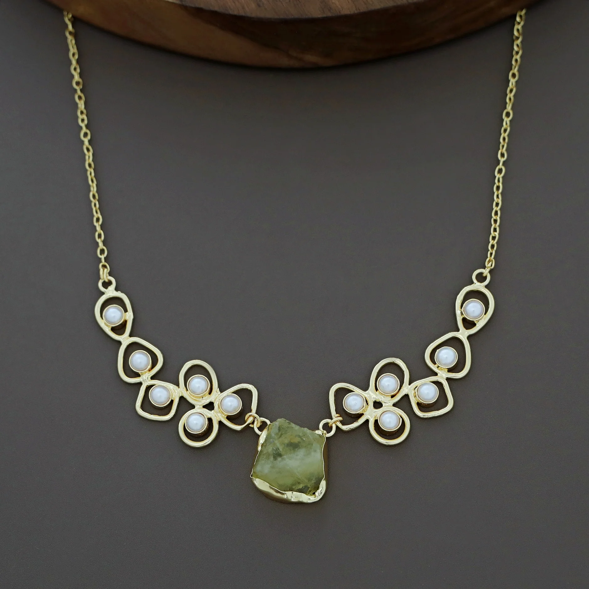 Sabera Raw Stone Pearl Neckpiece - Image 5