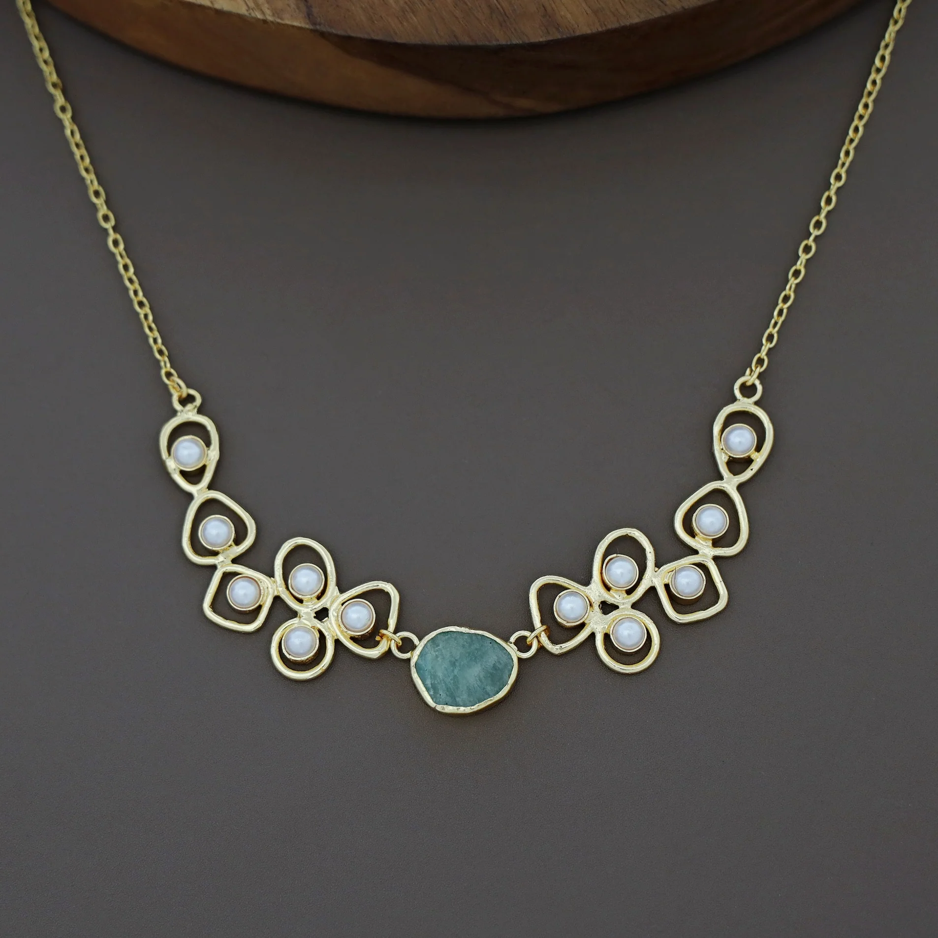 Sabera Raw Stone Pearl Neckpiece - Image 8