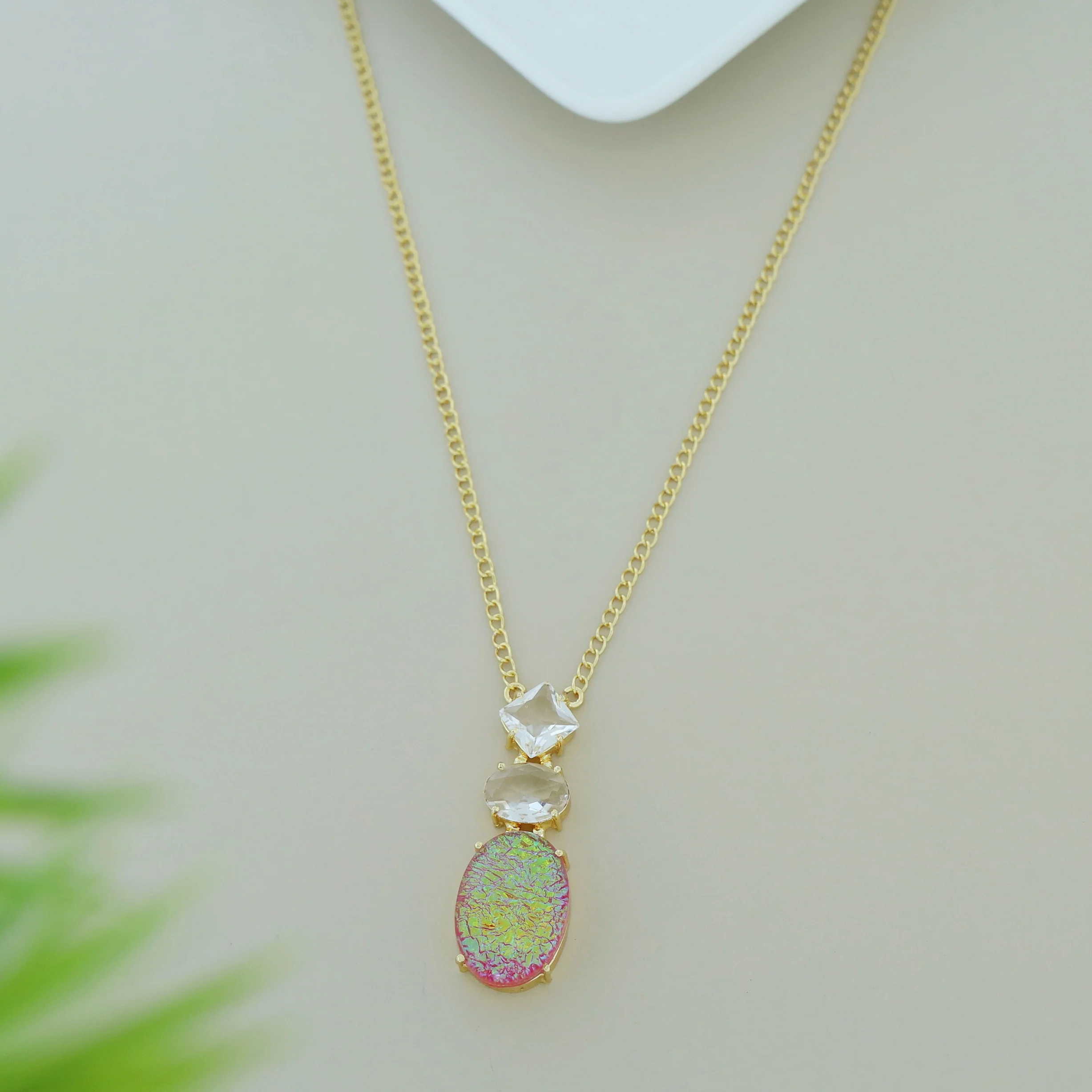 Sabrina Claw Glossy Natural Stone Neckpiece - Image 12