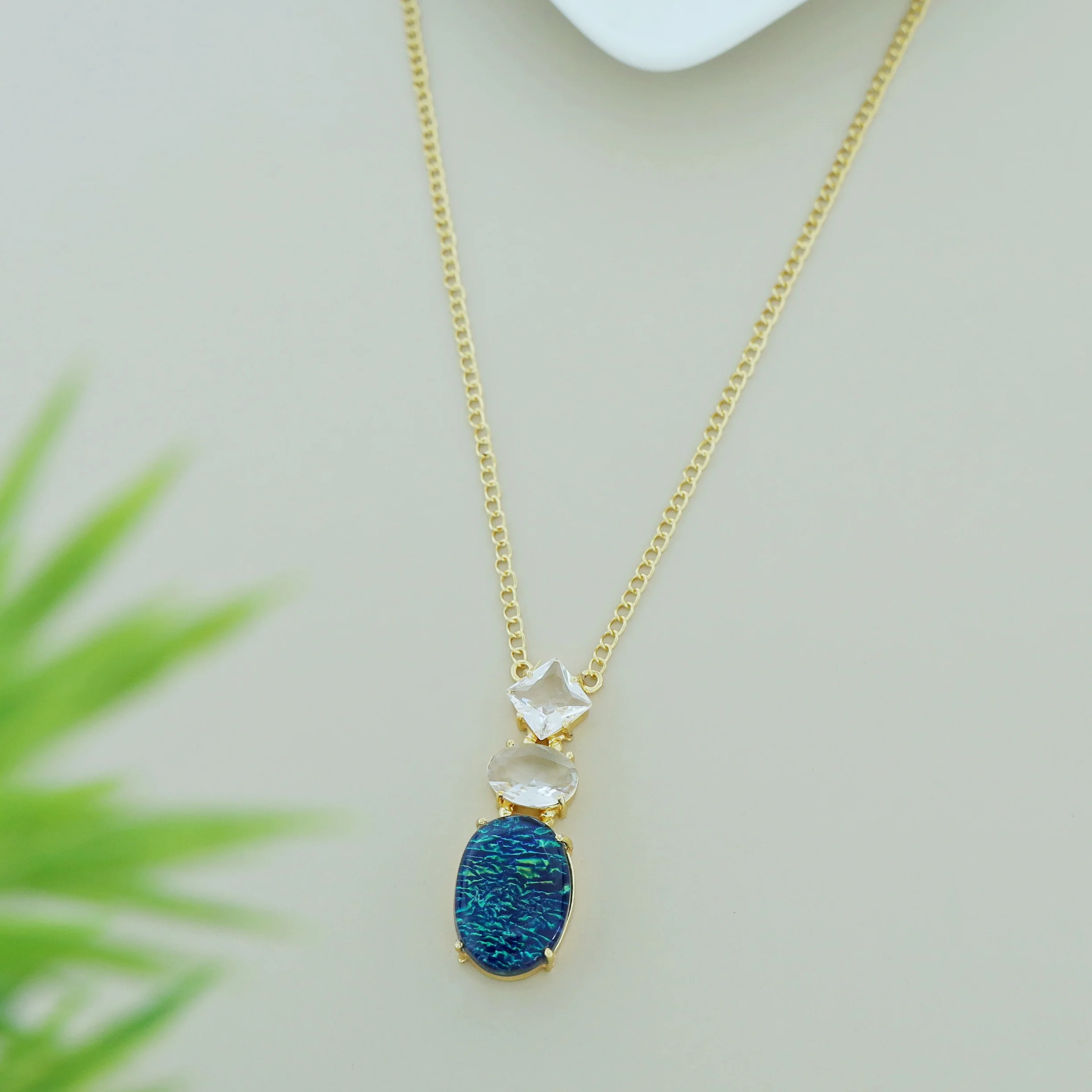 Sabrina Claw Glossy Natural Stone Neckpiece - Image 7